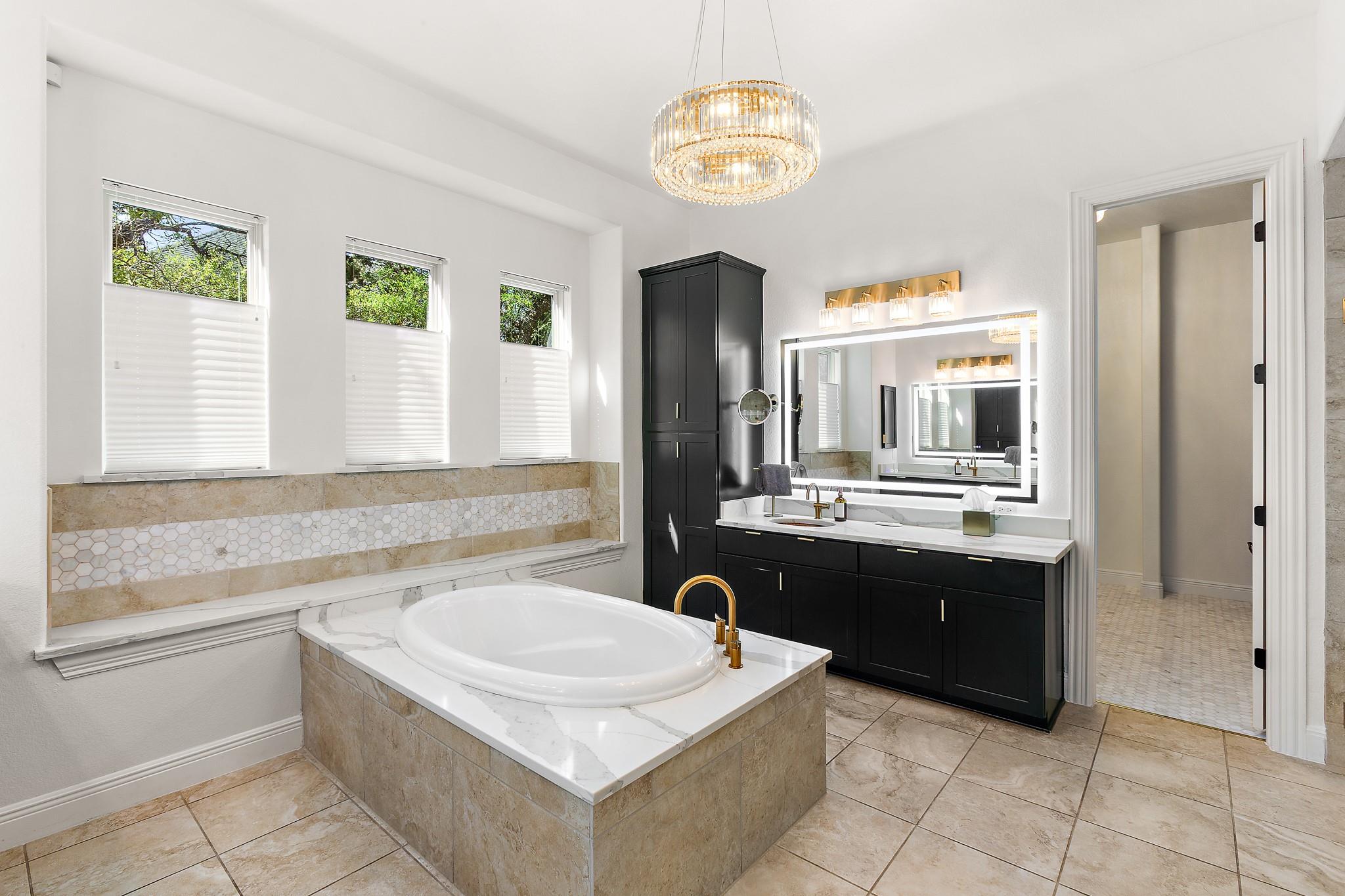 1165 Flint Rock Loop, Driftwood, TX 78619