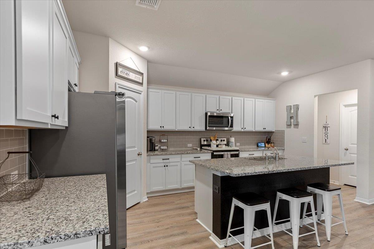 109 Sandpiper Dr, Bastrop, TX 78602