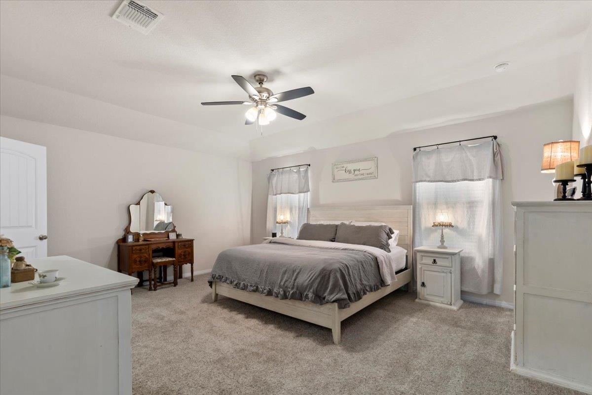 109 Sandpiper Dr, Bastrop, TX 78602