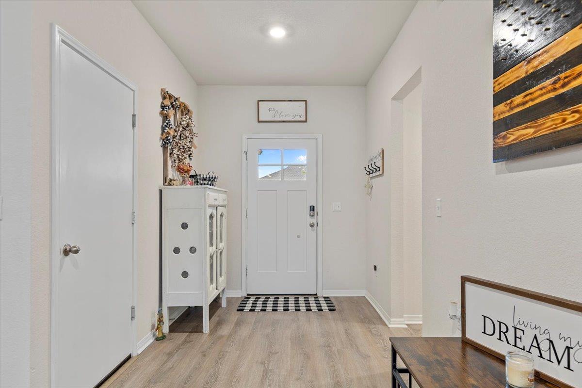 109 Sandpiper Dr, Bastrop, TX 78602