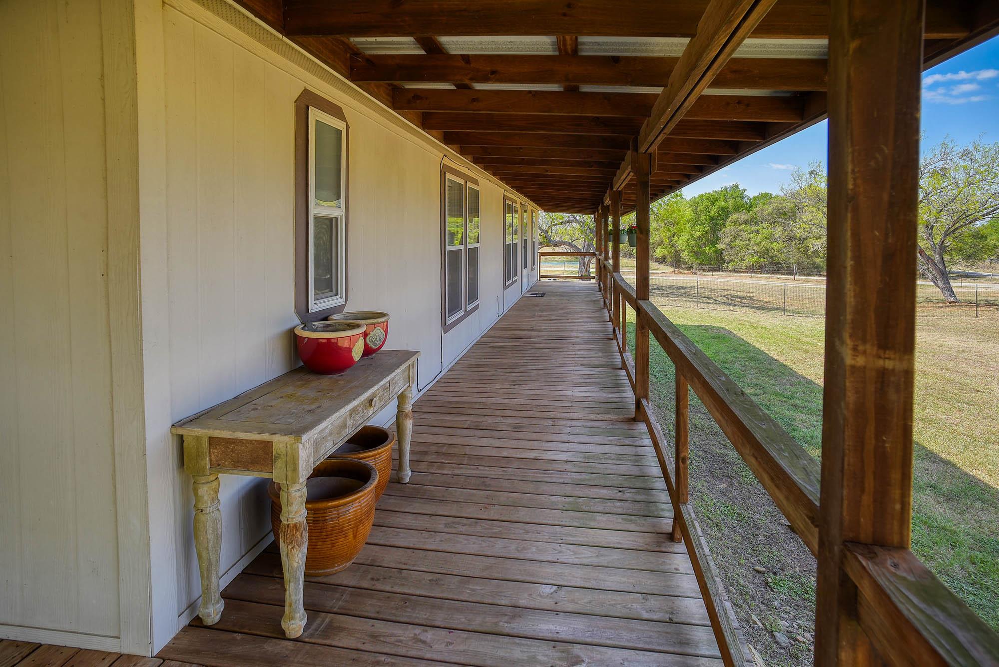 4495 Taylorsville Rd, Red Rock, TX 78662