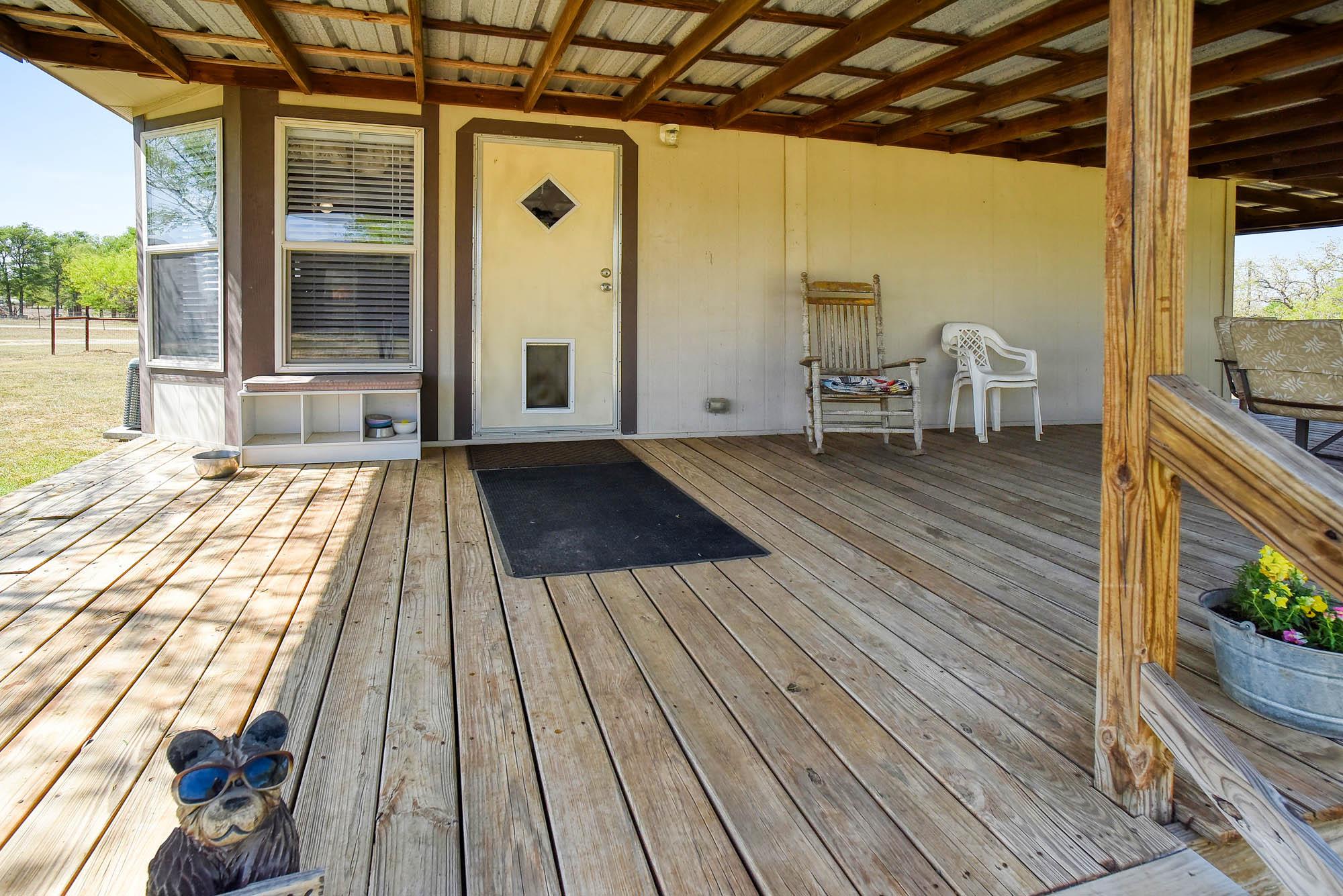 4495 Taylorsville Rd, Red Rock, TX 78662