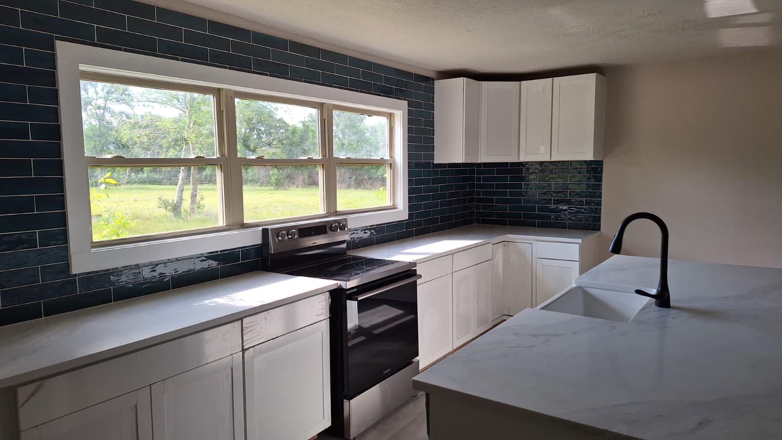 1284 Beaver Lake Dr, Caldwell, TX 77836