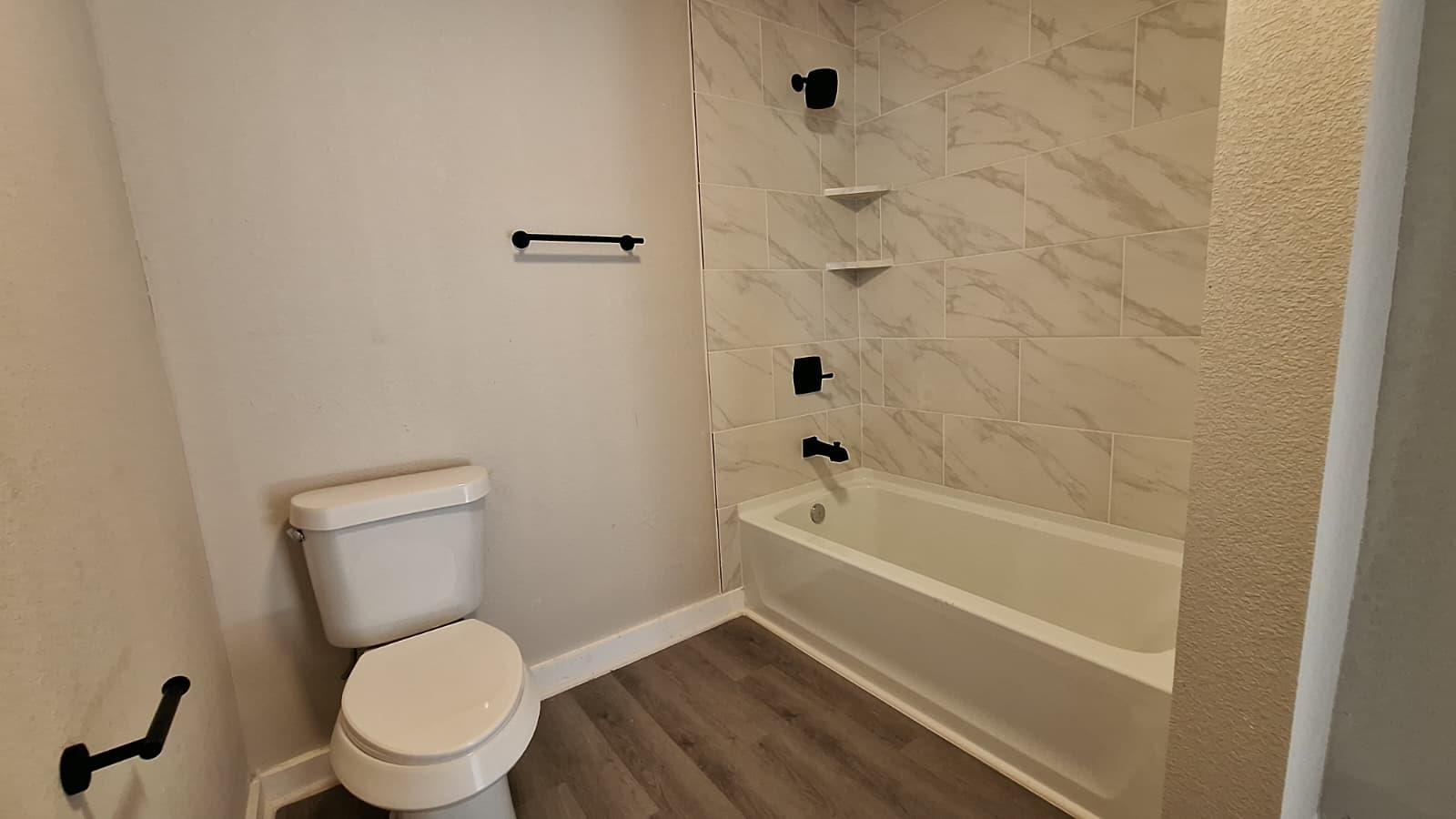 1284 Beaver Lake Dr, Caldwell, TX 77836