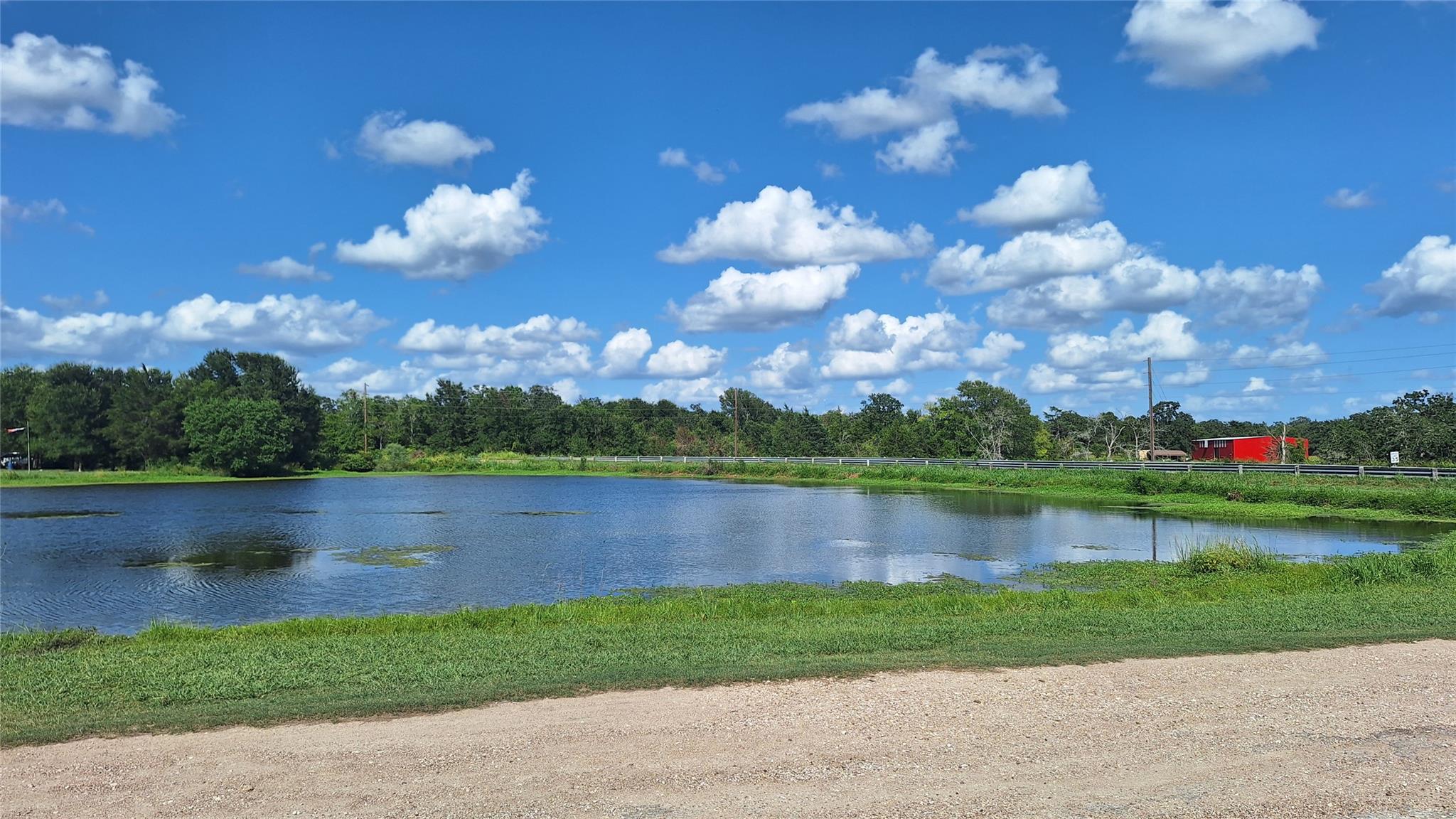 1284 Beaver Lake Dr, Caldwell, TX 77836