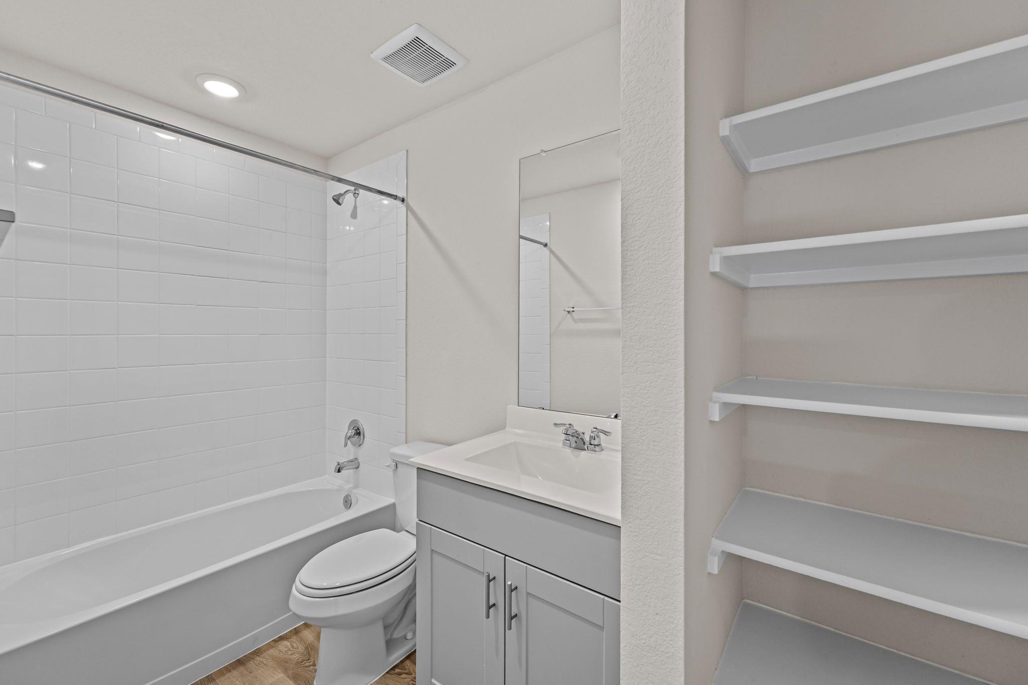 313 NEW ALBANY Ln, San Marcos, TX 78666