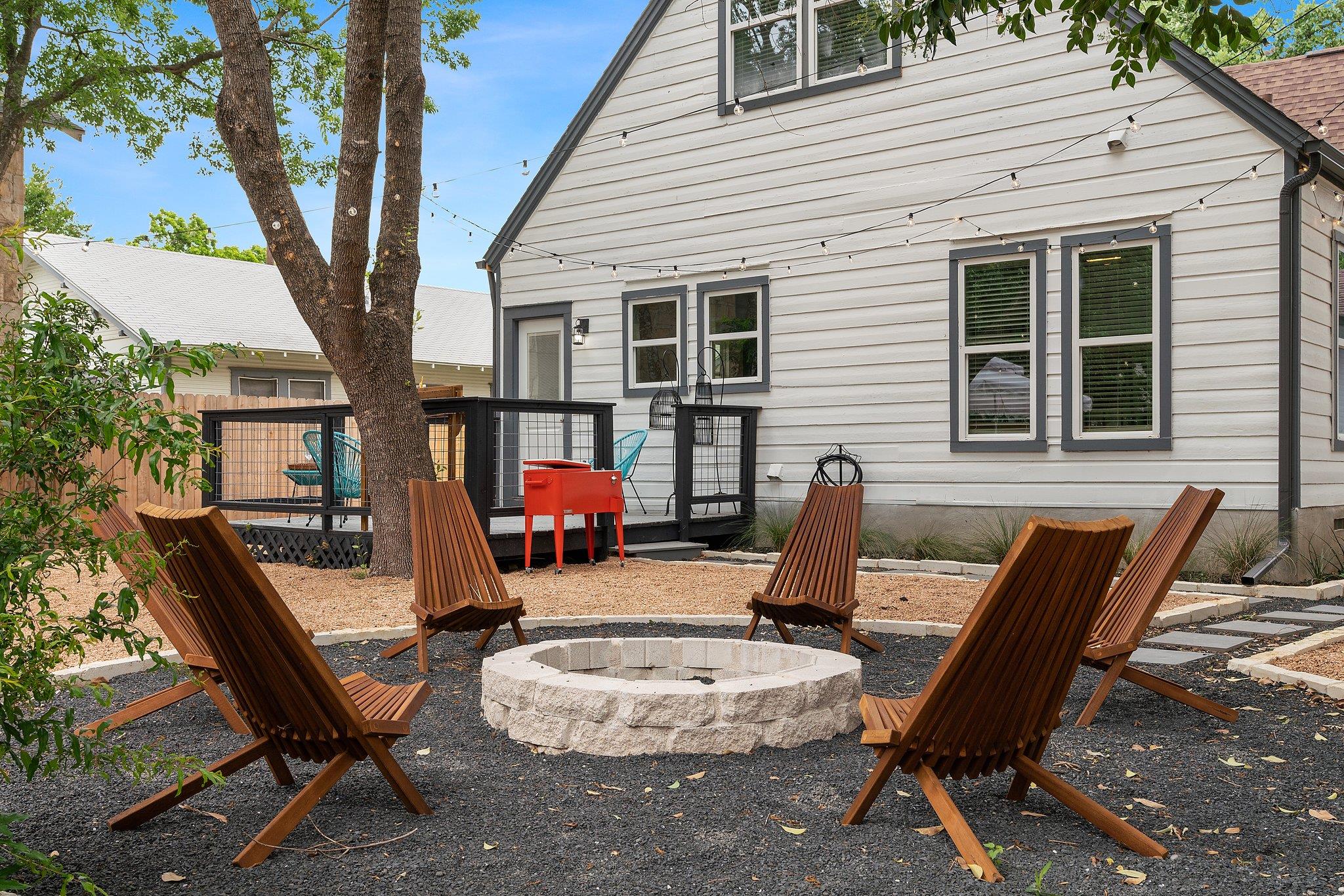 1204 E 13th St, Georgetown, TX 78626