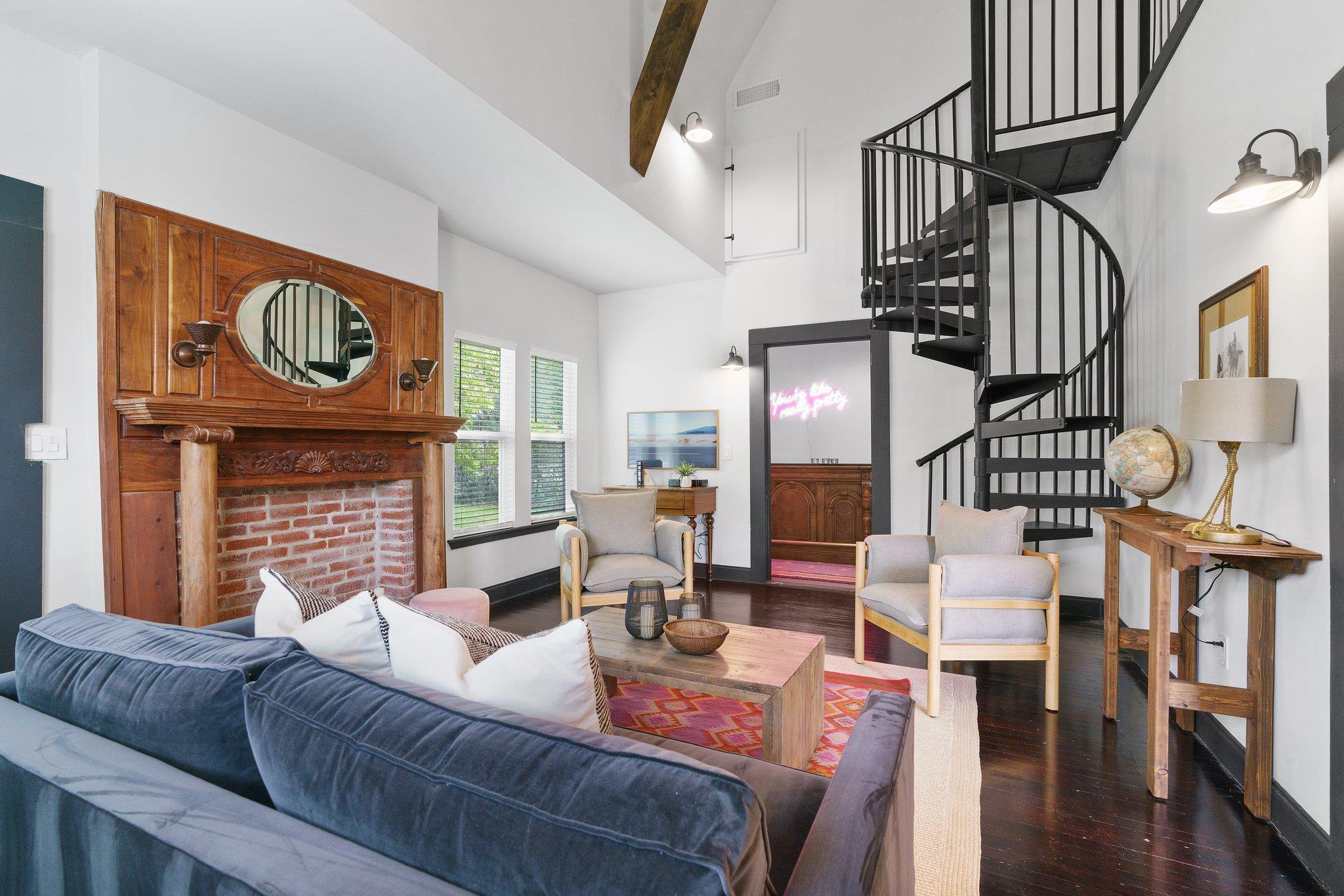 1204 E 13th St, Georgetown, TX 78626