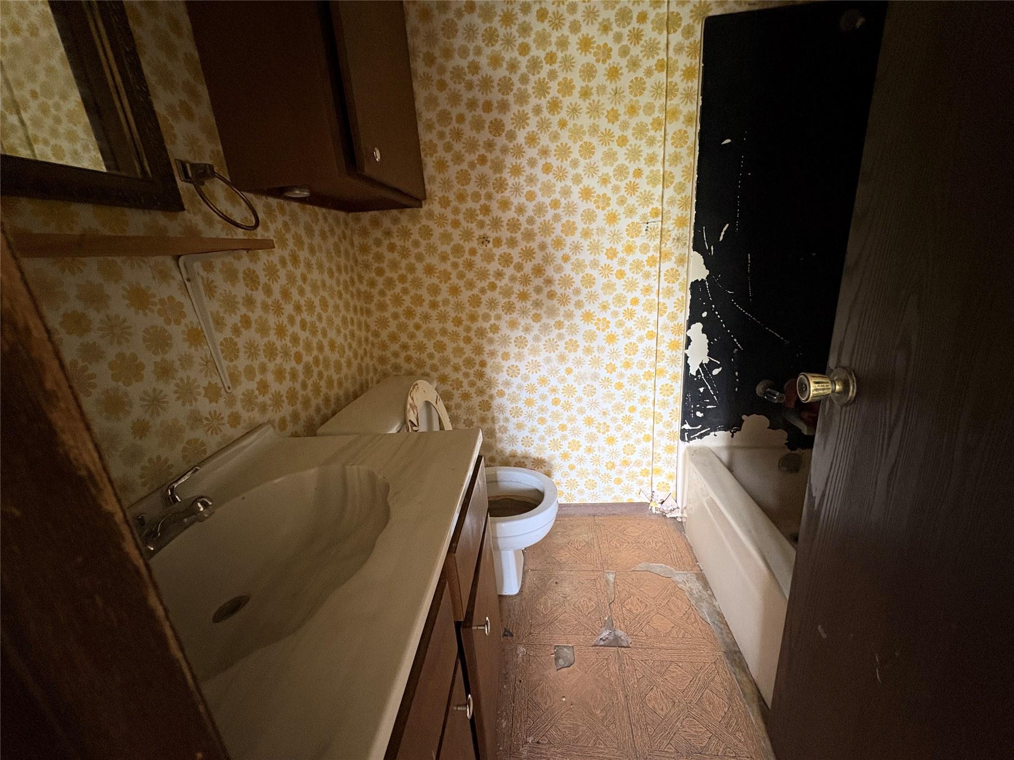 709 Drake Ln, Taylor, TX 76574