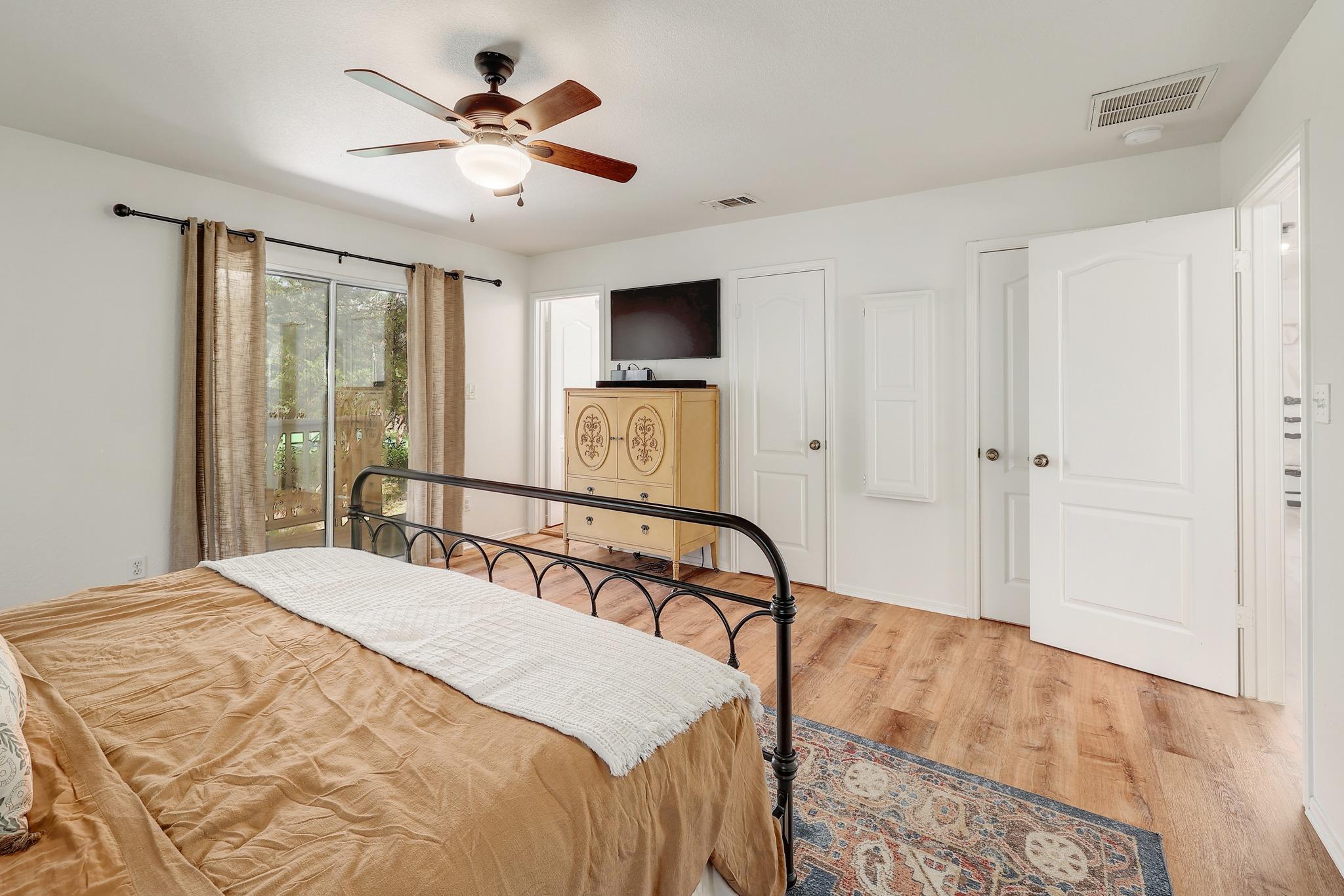 1455 County Road 262, Georgetown, TX 78633