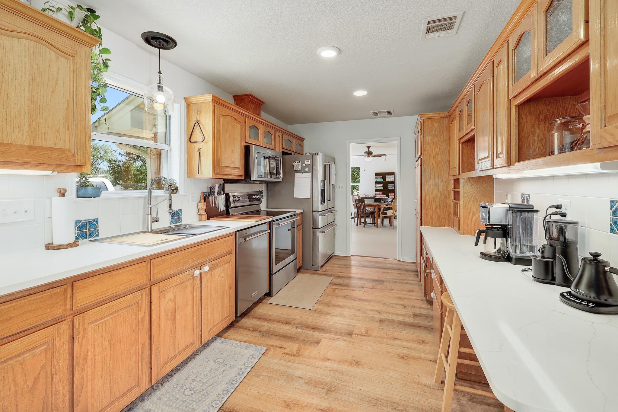 1455 County Road 262, Georgetown, TX 78633