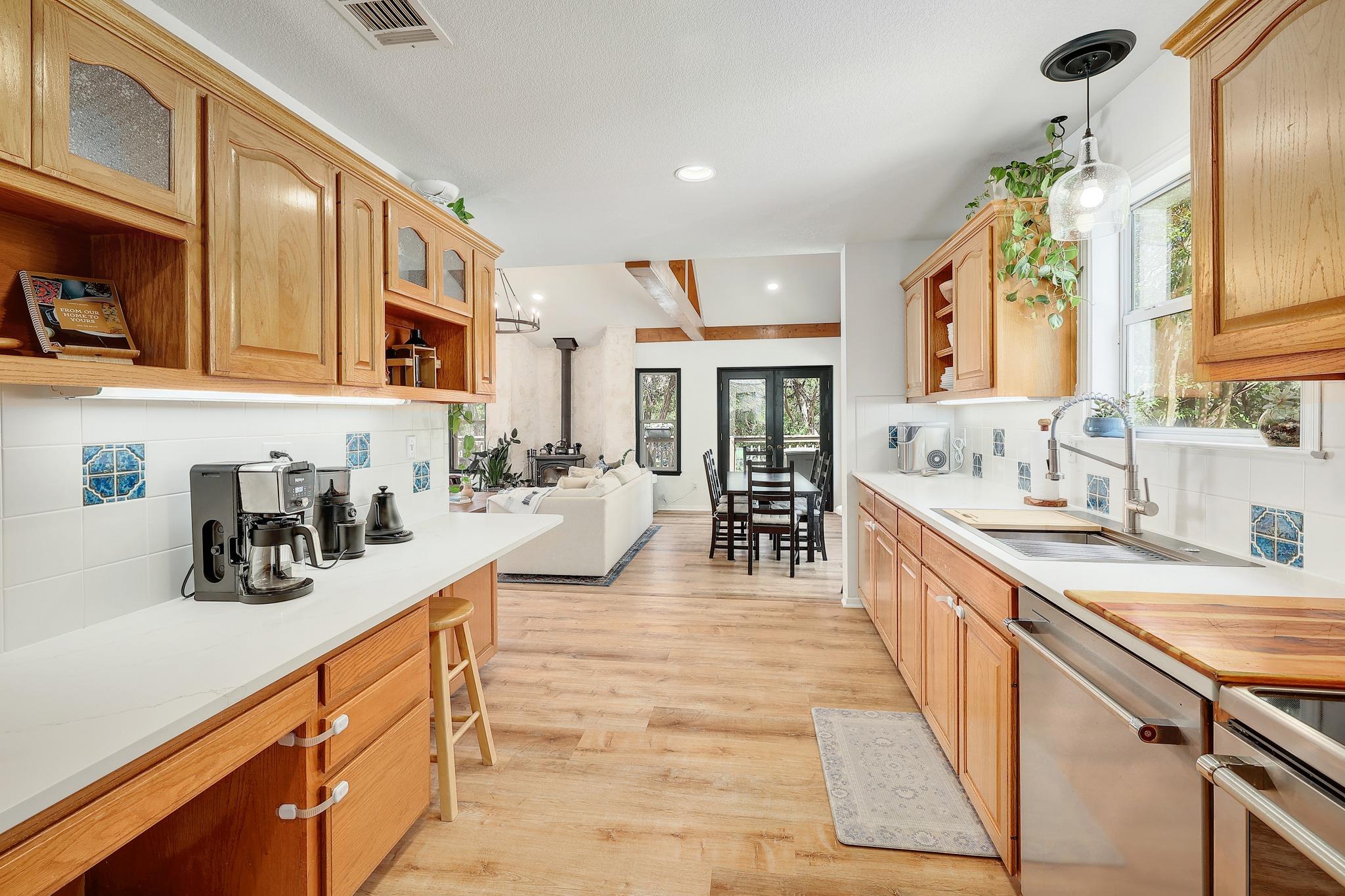 1455 County Road 262, Georgetown, TX 78633