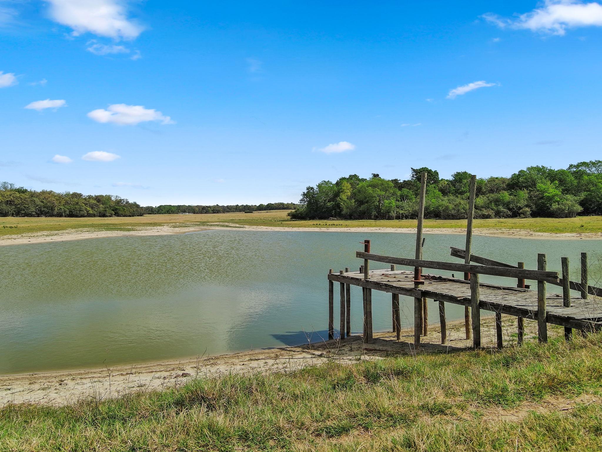 3669 County Road 326, Lexington, TX 78947