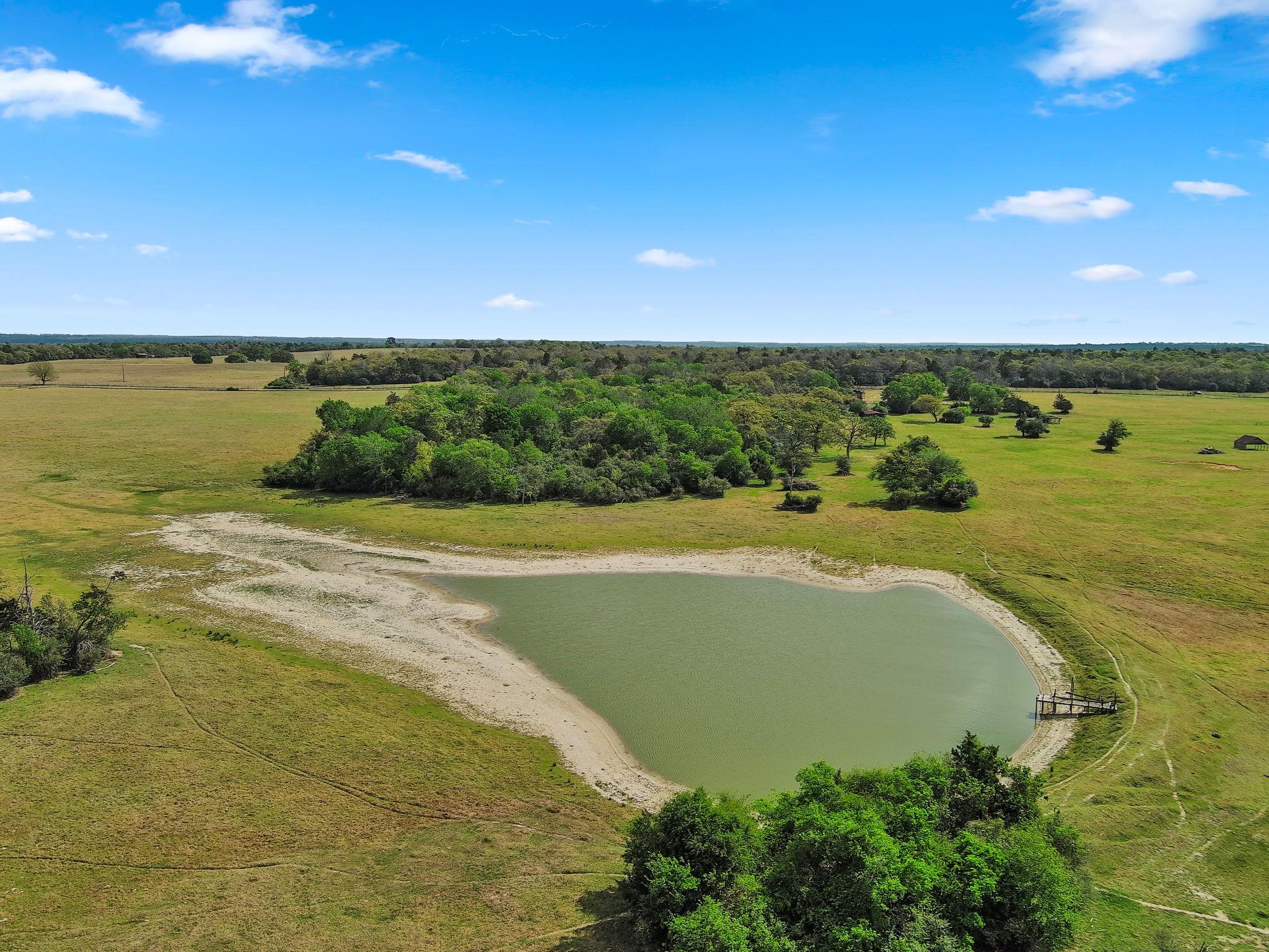 3669 County Road 326, Lexington, TX 78947