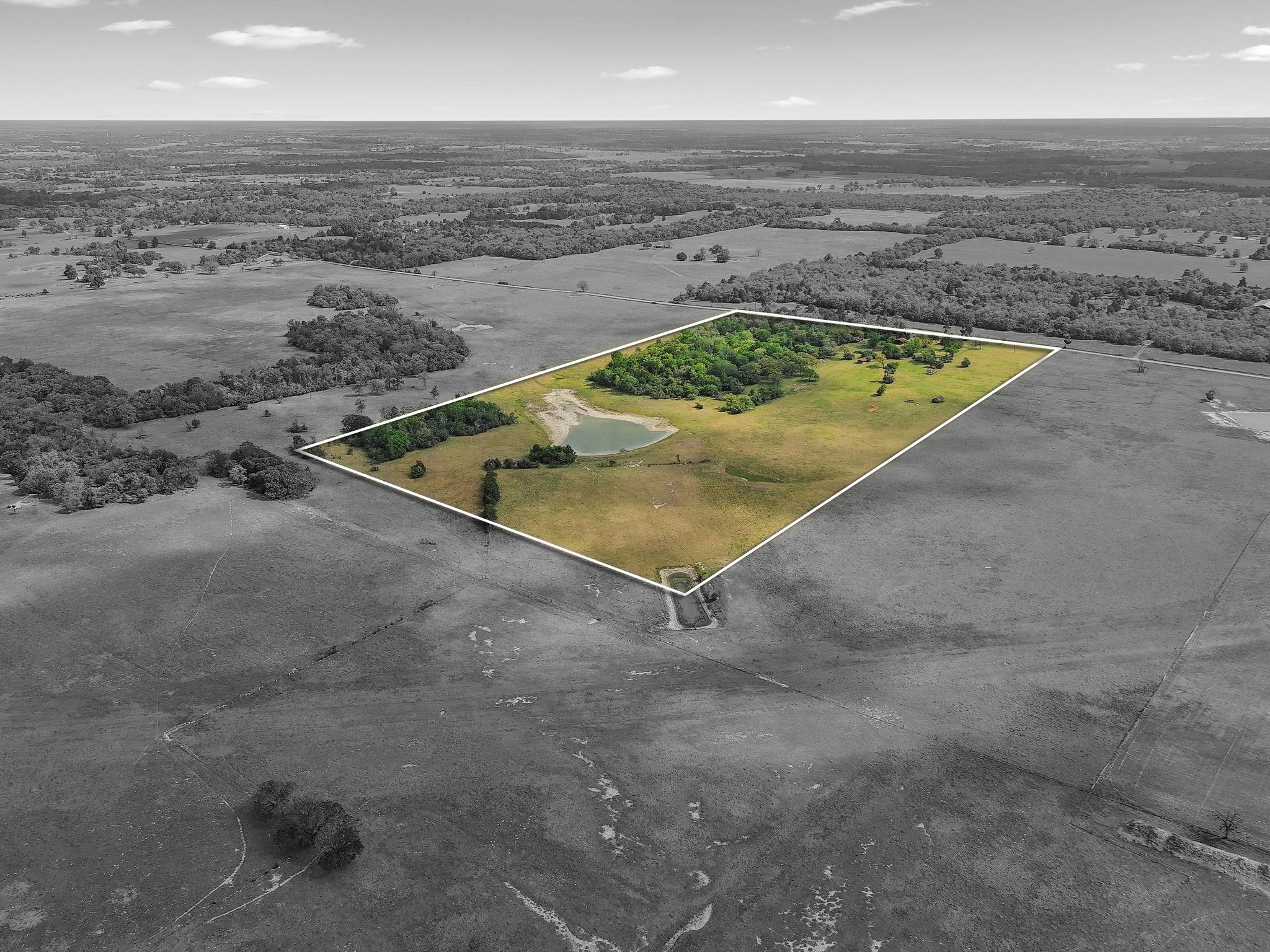 3669 County Road 326, Lexington, TX 78947