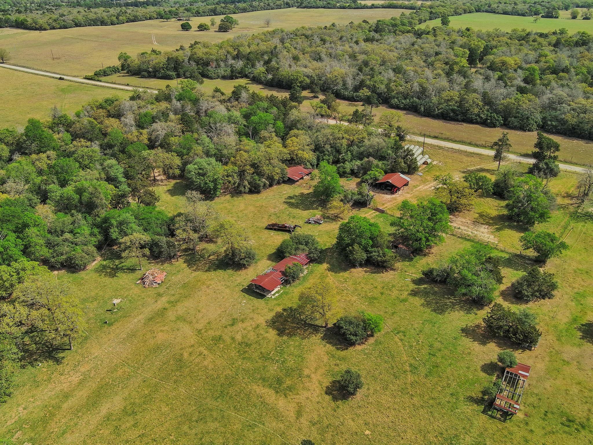 3669 County Road 326, Lexington, TX 78947