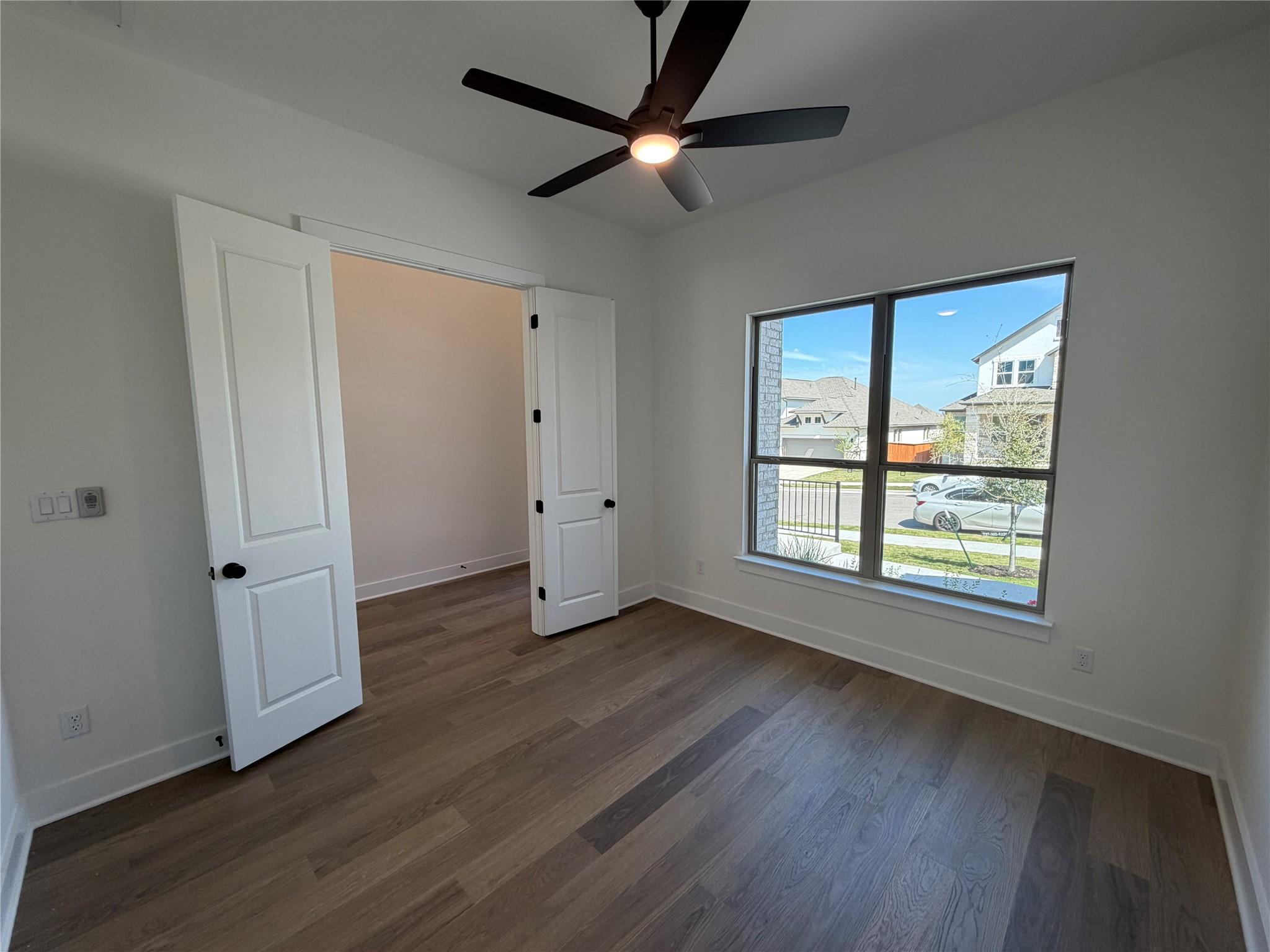 217 Smoke Signal Ct, Liberty Hill, TX 78642