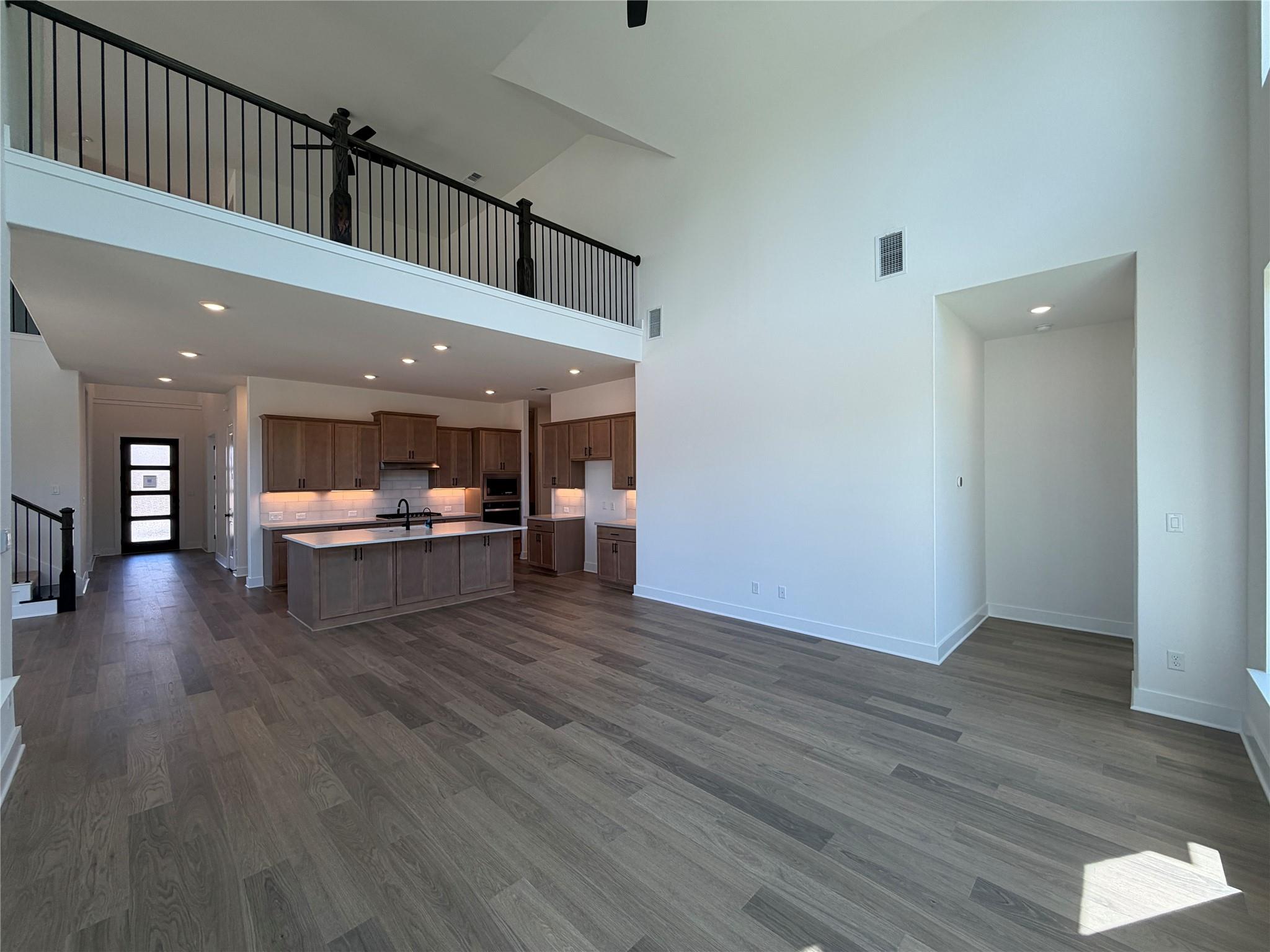 217 Smoke Signal Ct, Liberty Hill, TX 78642