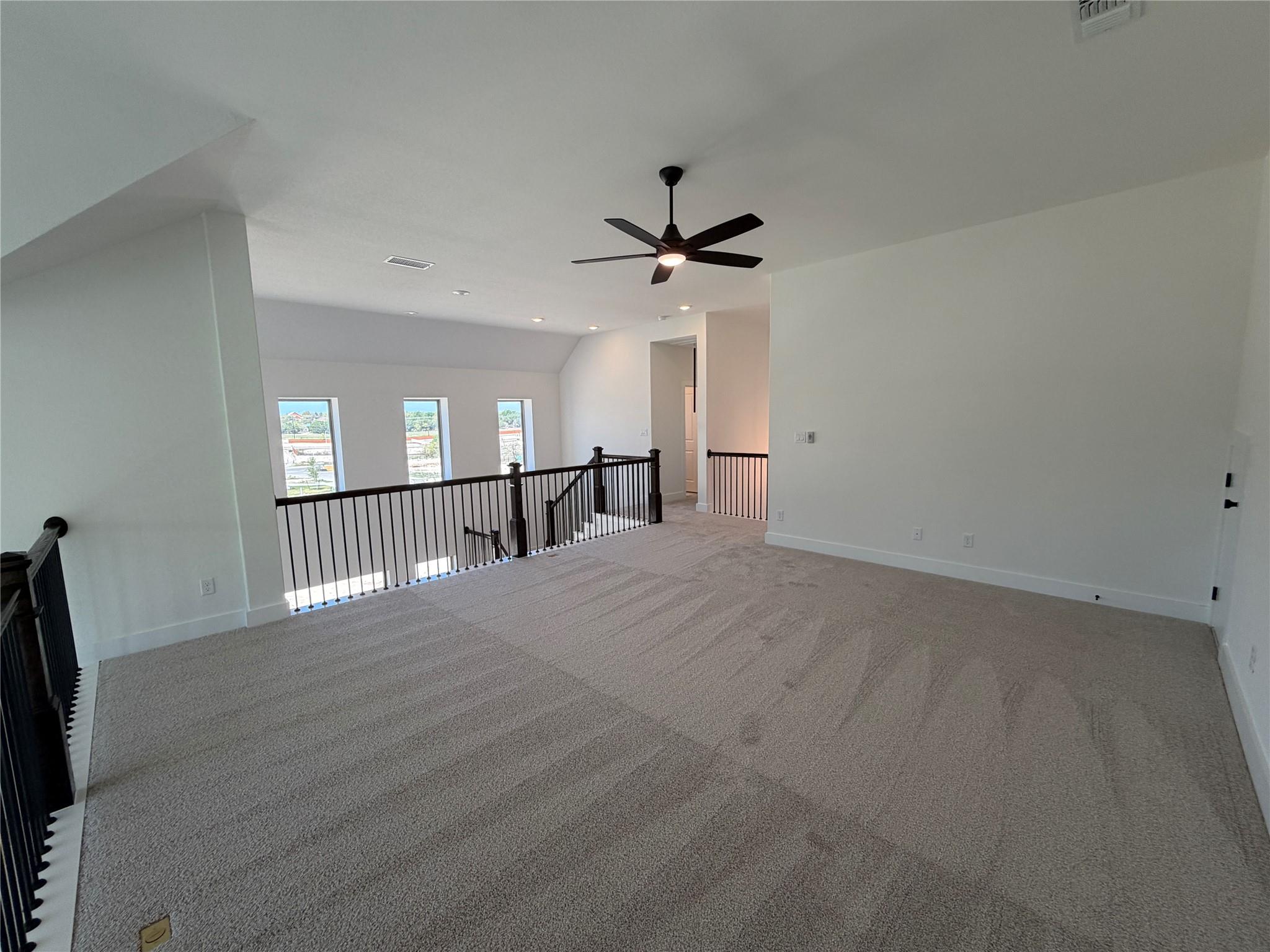 217 Smoke Signal Ct, Liberty Hill, TX 78642