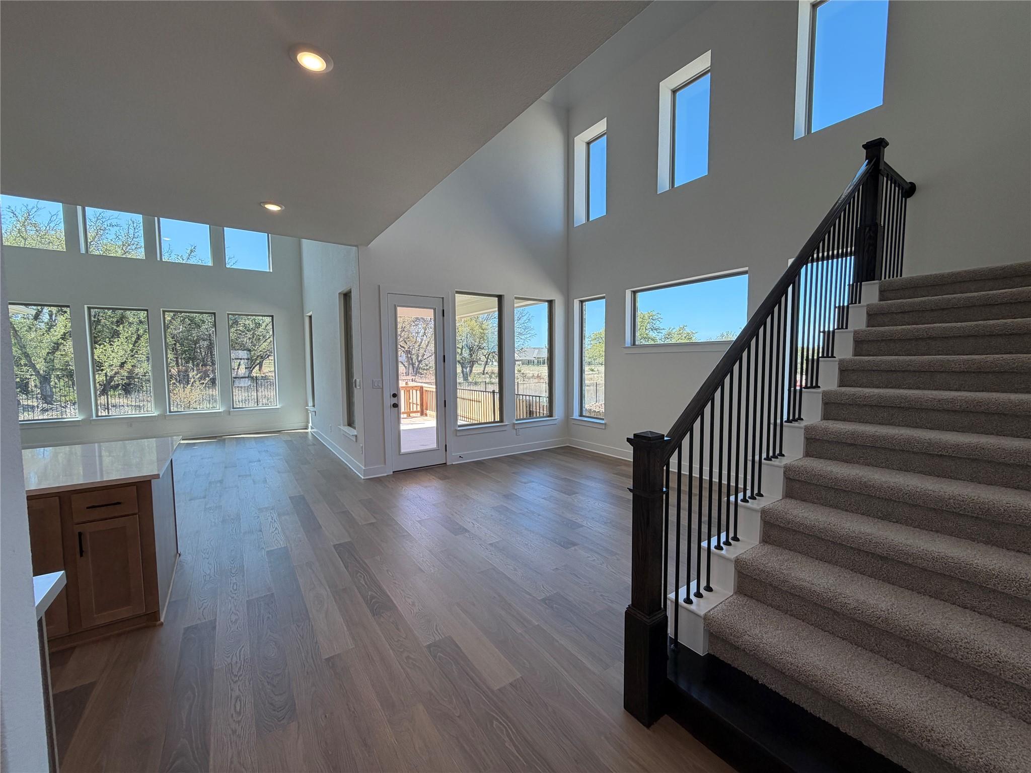 217 Smoke Signal Ct, Liberty Hill, TX 78642