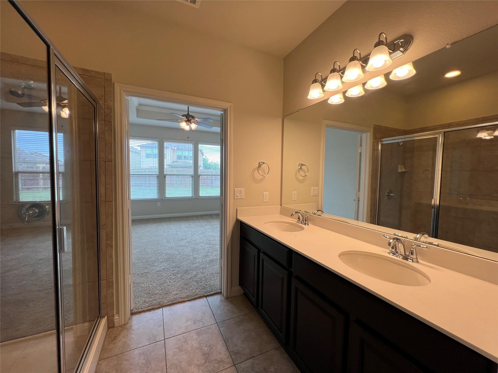 1325 Meadowsouth Ln, Austin, TX 78748