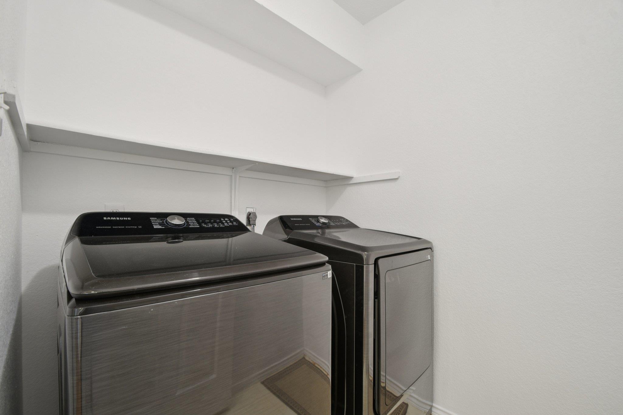 1300 Leah Ln, Round Rock, TX 78665