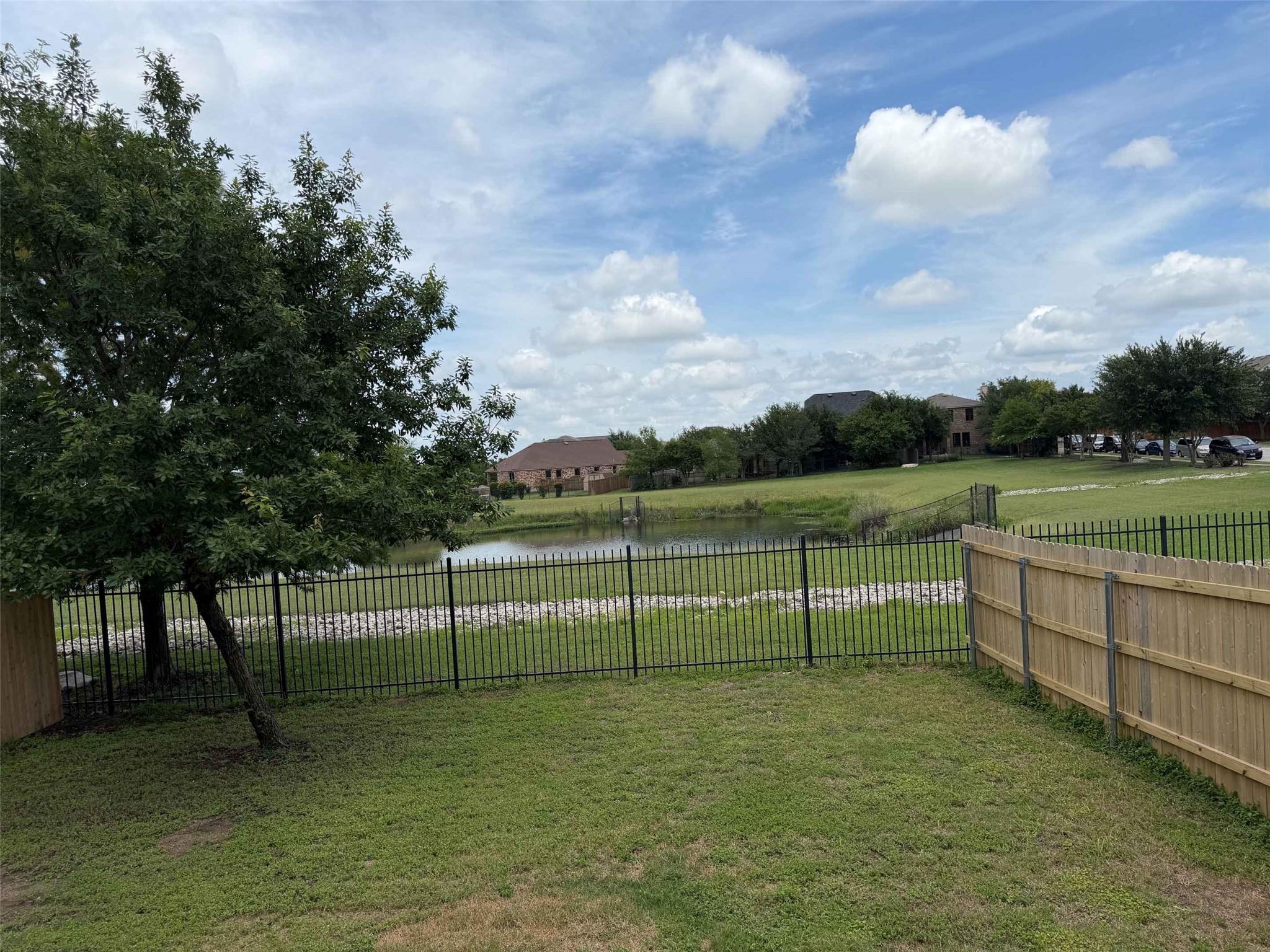 11209 Drumellan St, Austin, TX 78754