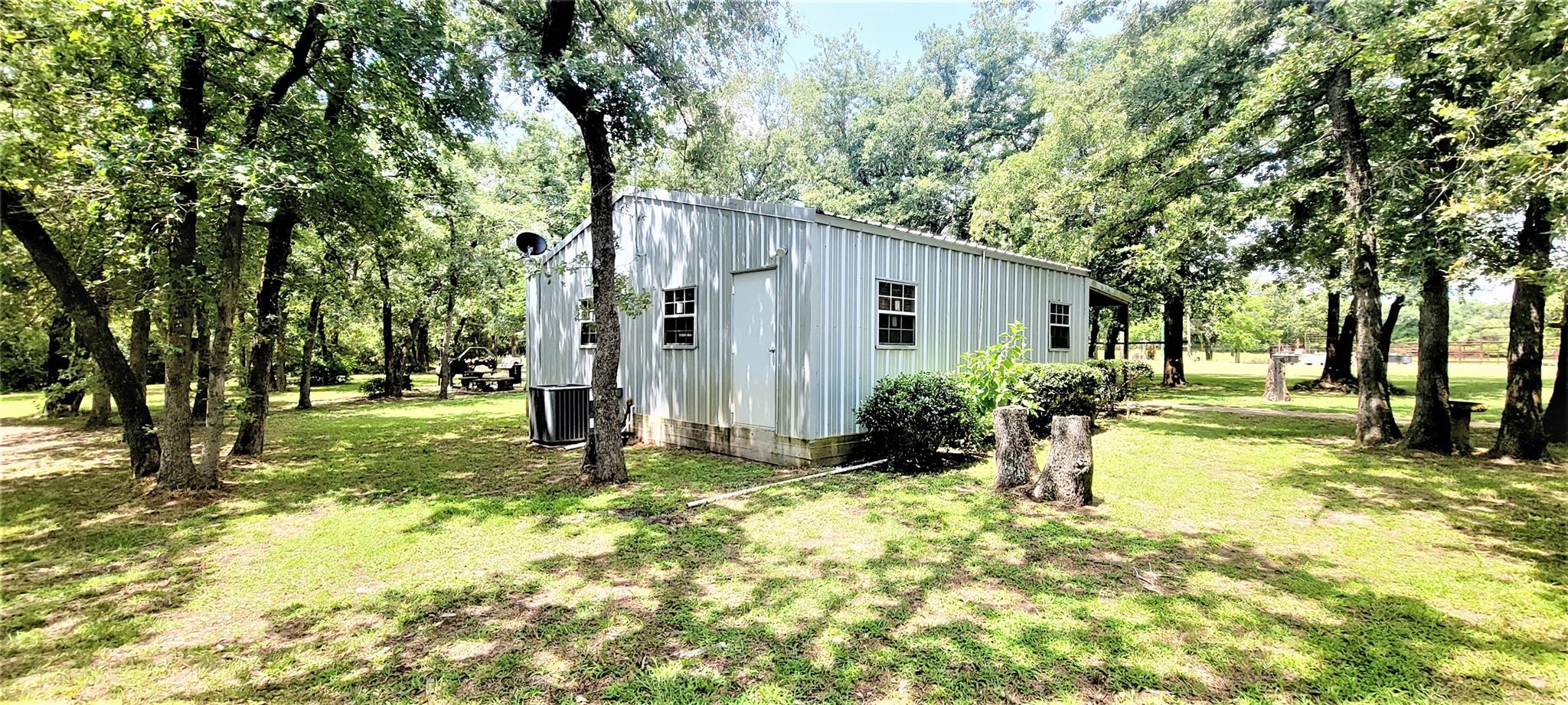 3321 County Road 457, Thorndale, TX 76577