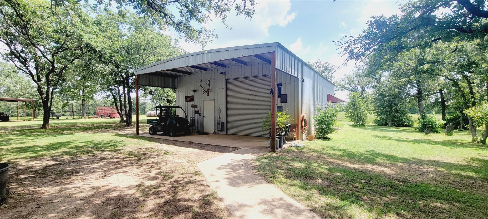 3321 County Road 457, Thorndale, TX 76577