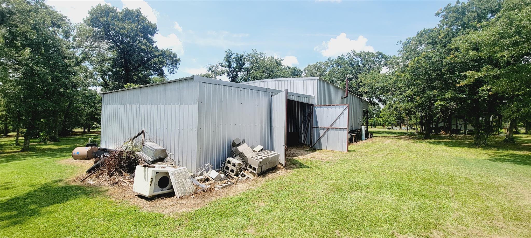 3321 County Road 457, Thorndale, TX 76577