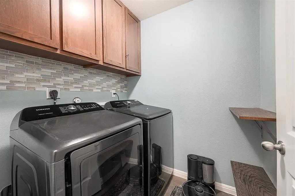 205 Field Corn Ln, San Marcos, TX 78666