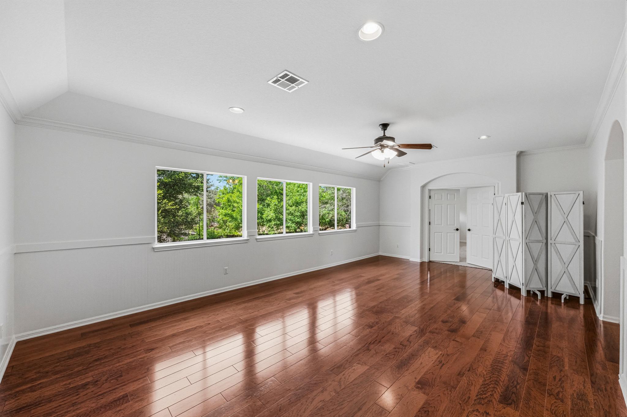 2128 Garlic Creek Dr, Buda, TX 78610