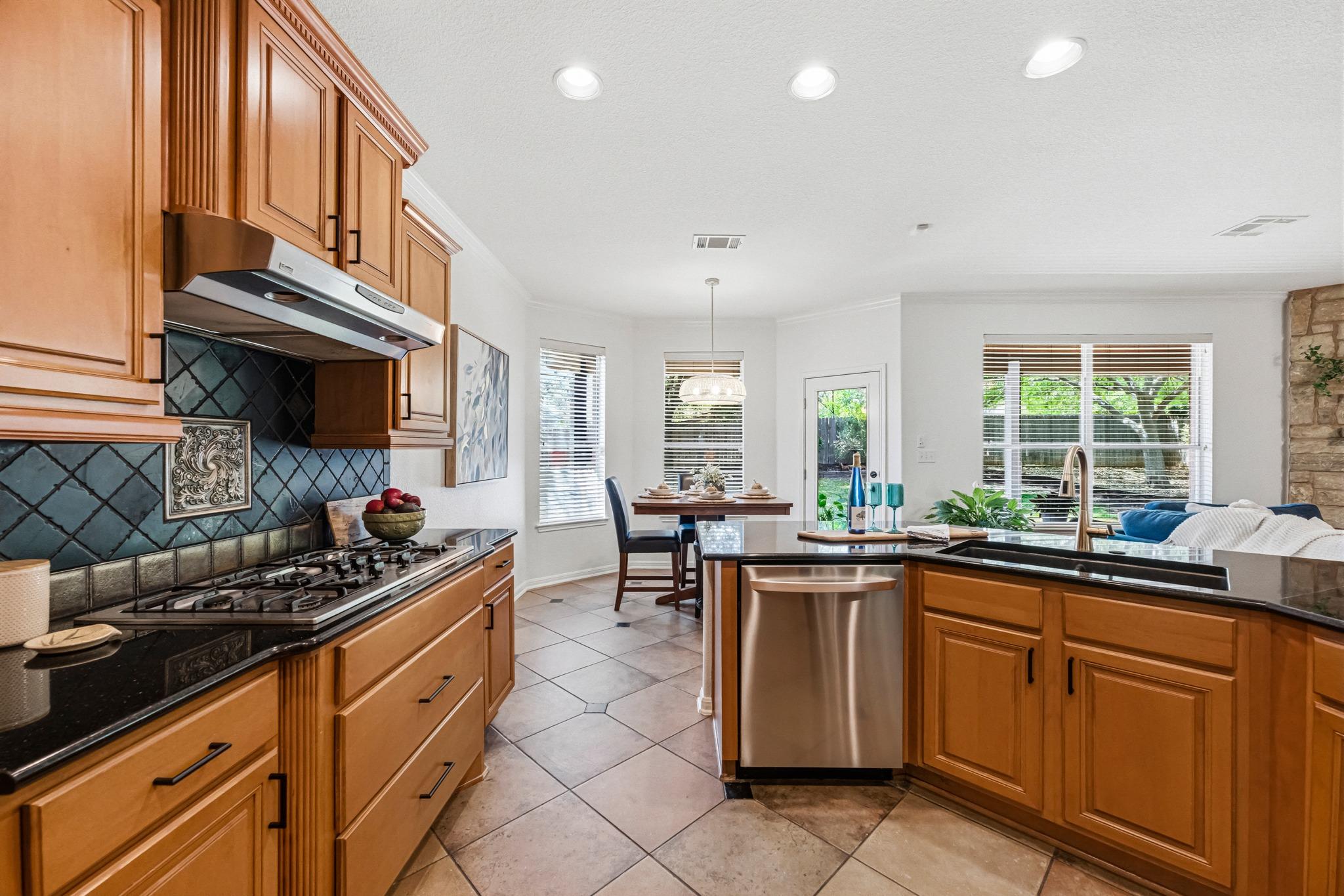 2128 Garlic Creek Dr, Buda, TX 78610