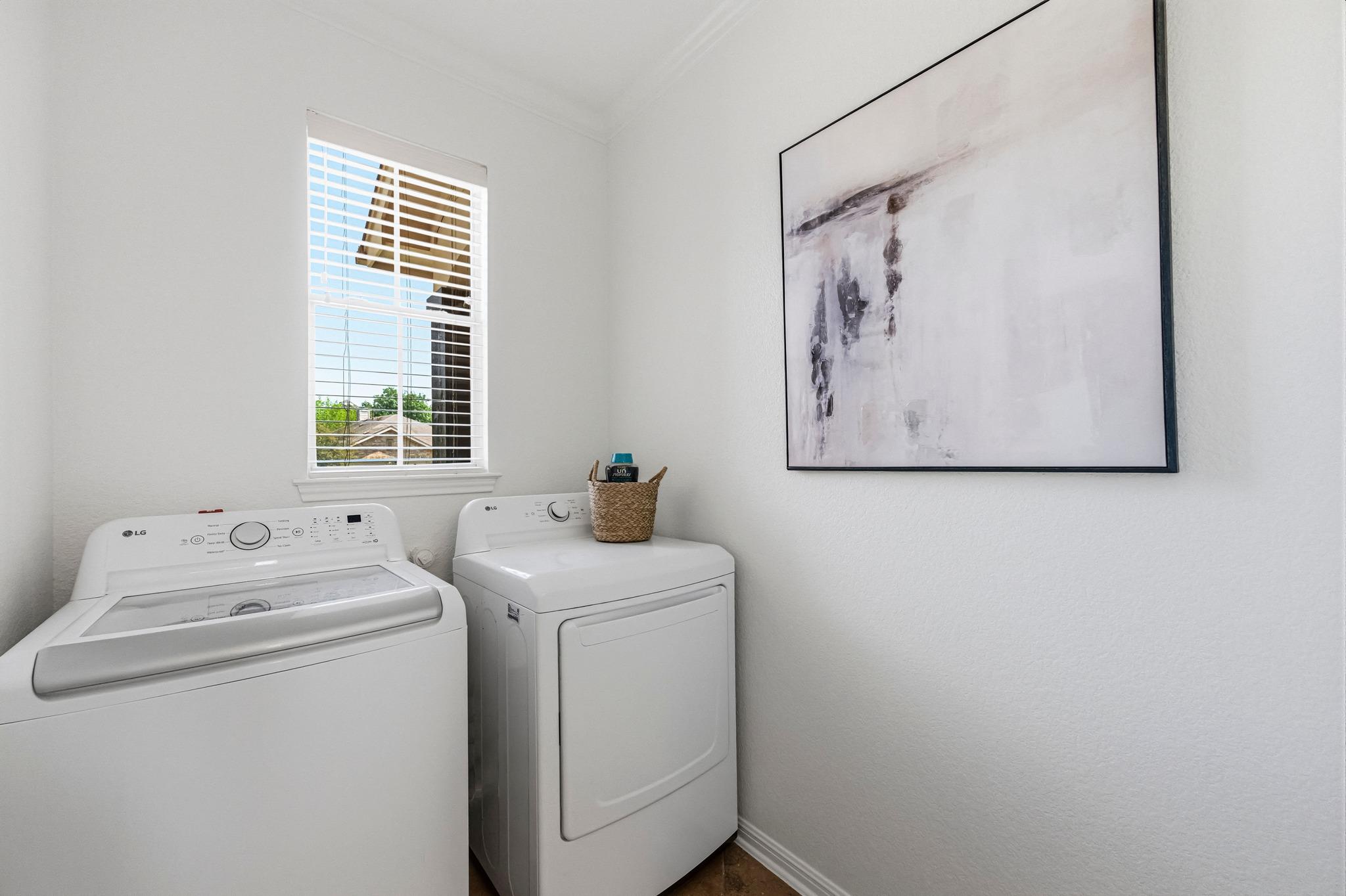 2128 Garlic Creek Dr, Buda, TX 78610