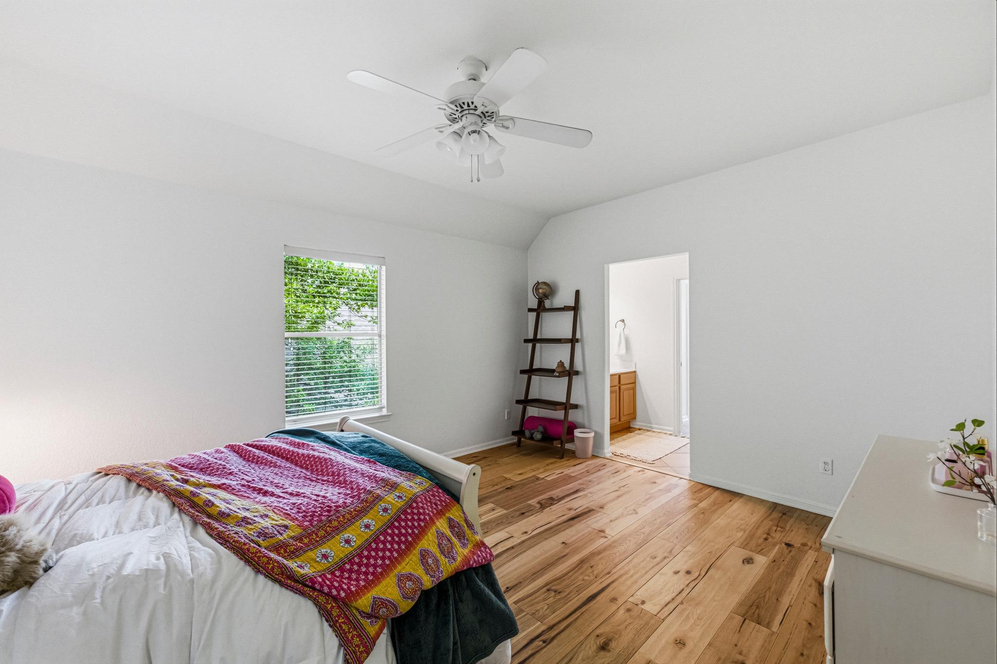 2128 Garlic Creek Dr, Buda, TX 78610