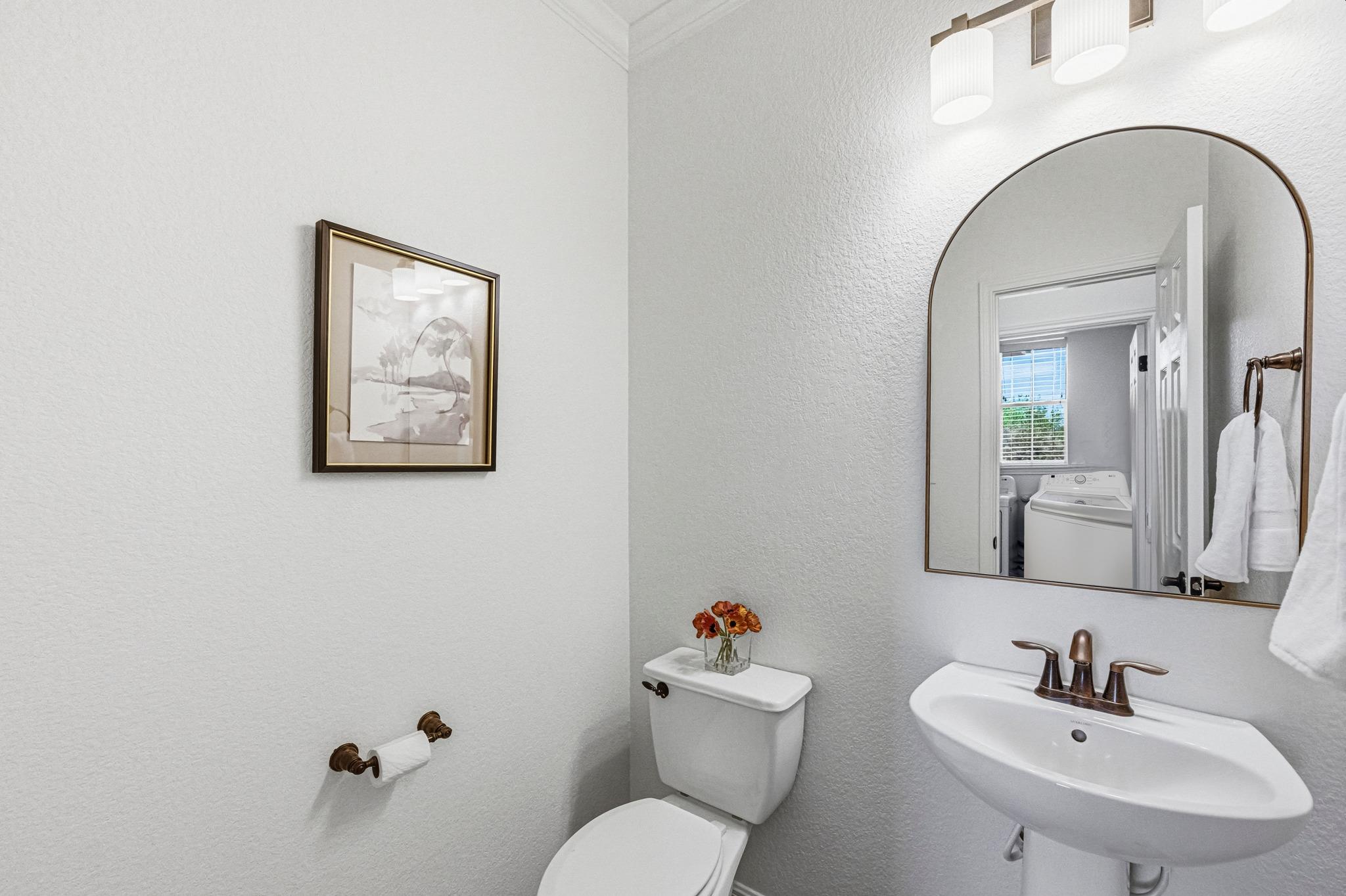 2128 Garlic Creek Dr, Buda, TX 78610