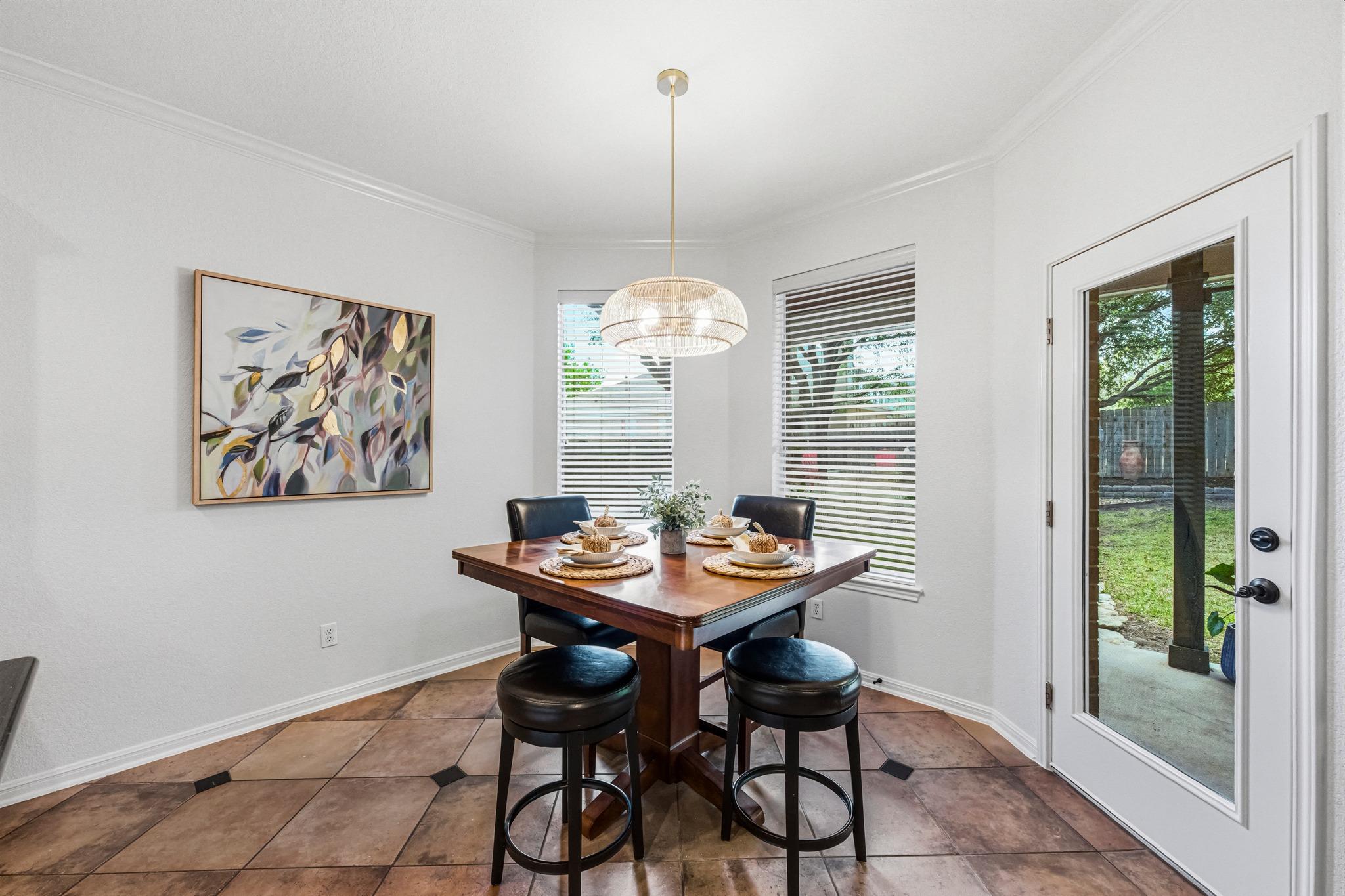 2128 Garlic Creek Dr, Buda, TX 78610