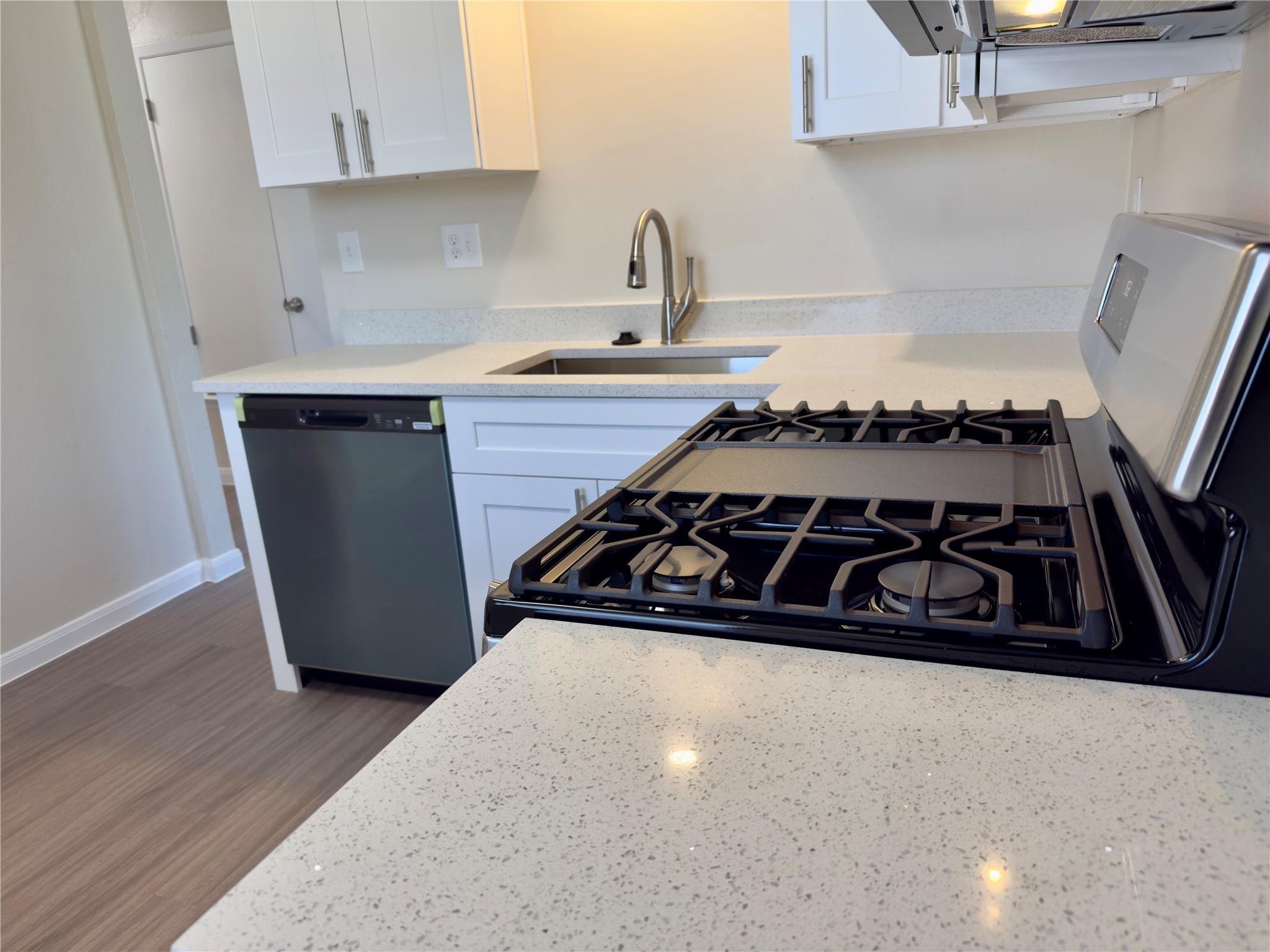 1614 Braker Ln # B, Austin, TX 78758