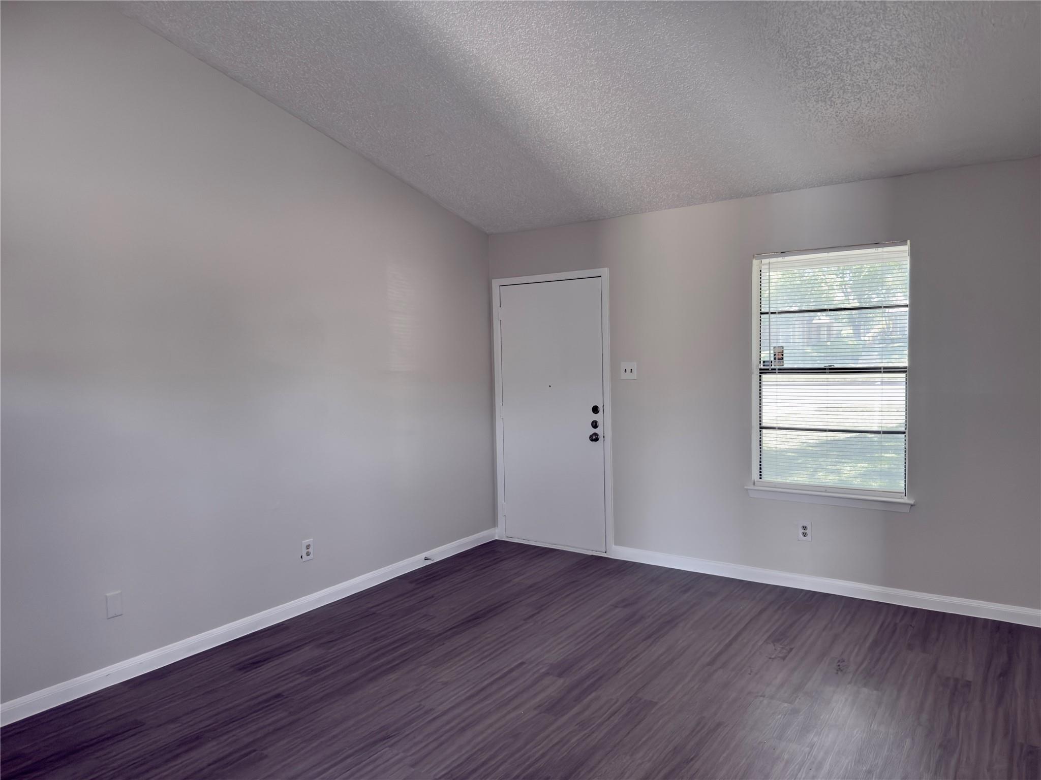 1614 Braker Ln # B, Austin, TX 78758