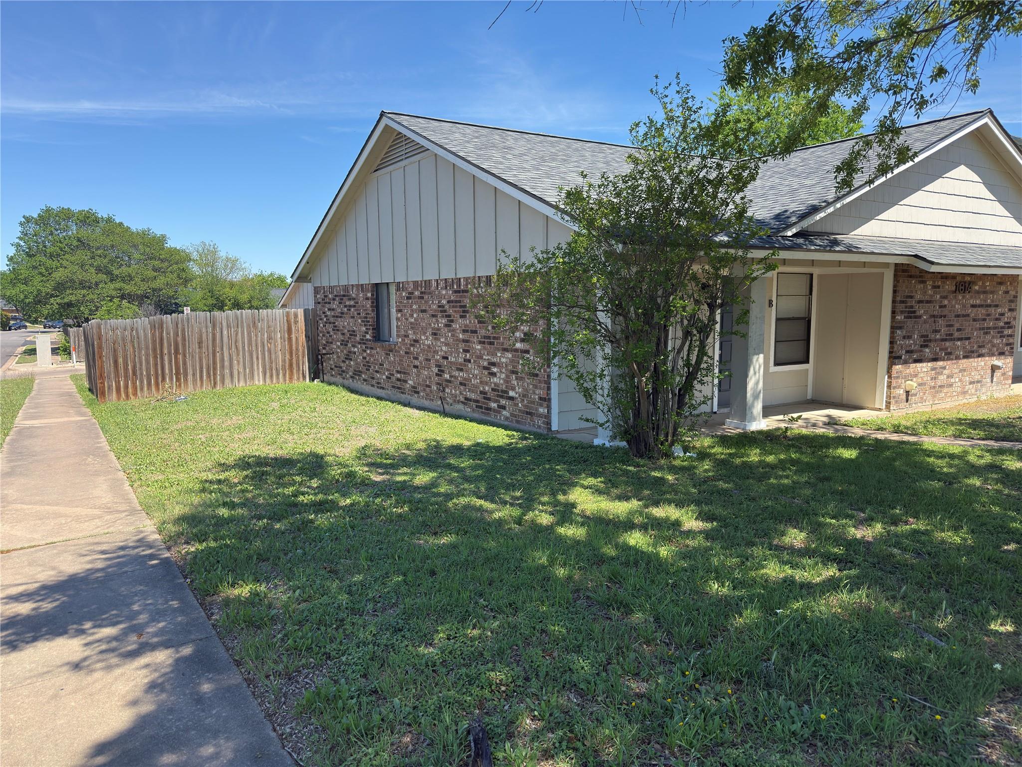 1614 Braker Ln # B, Austin, TX 78758