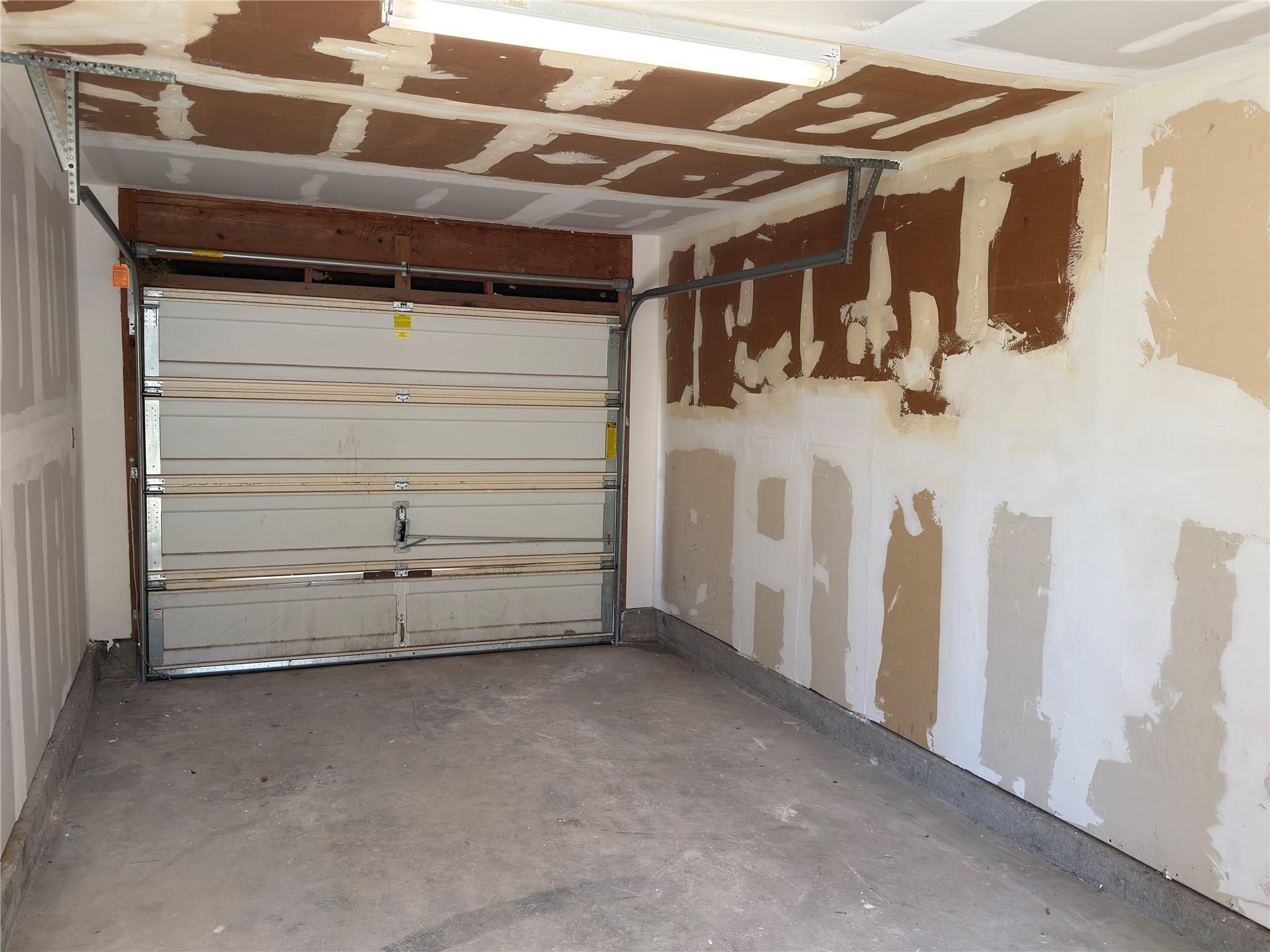 1614 Braker Ln # B, Austin, TX 78758