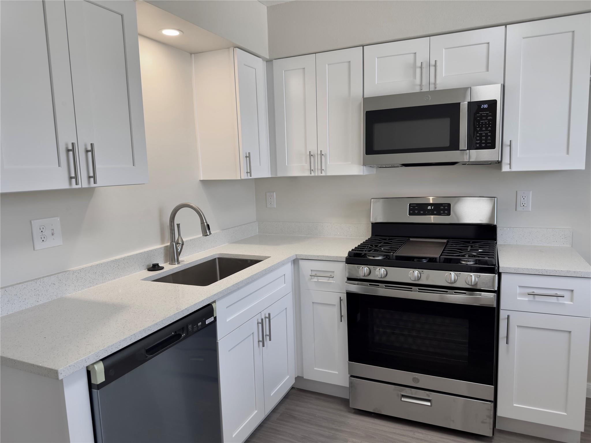 1614 Braker Ln # B, Austin, TX 78758