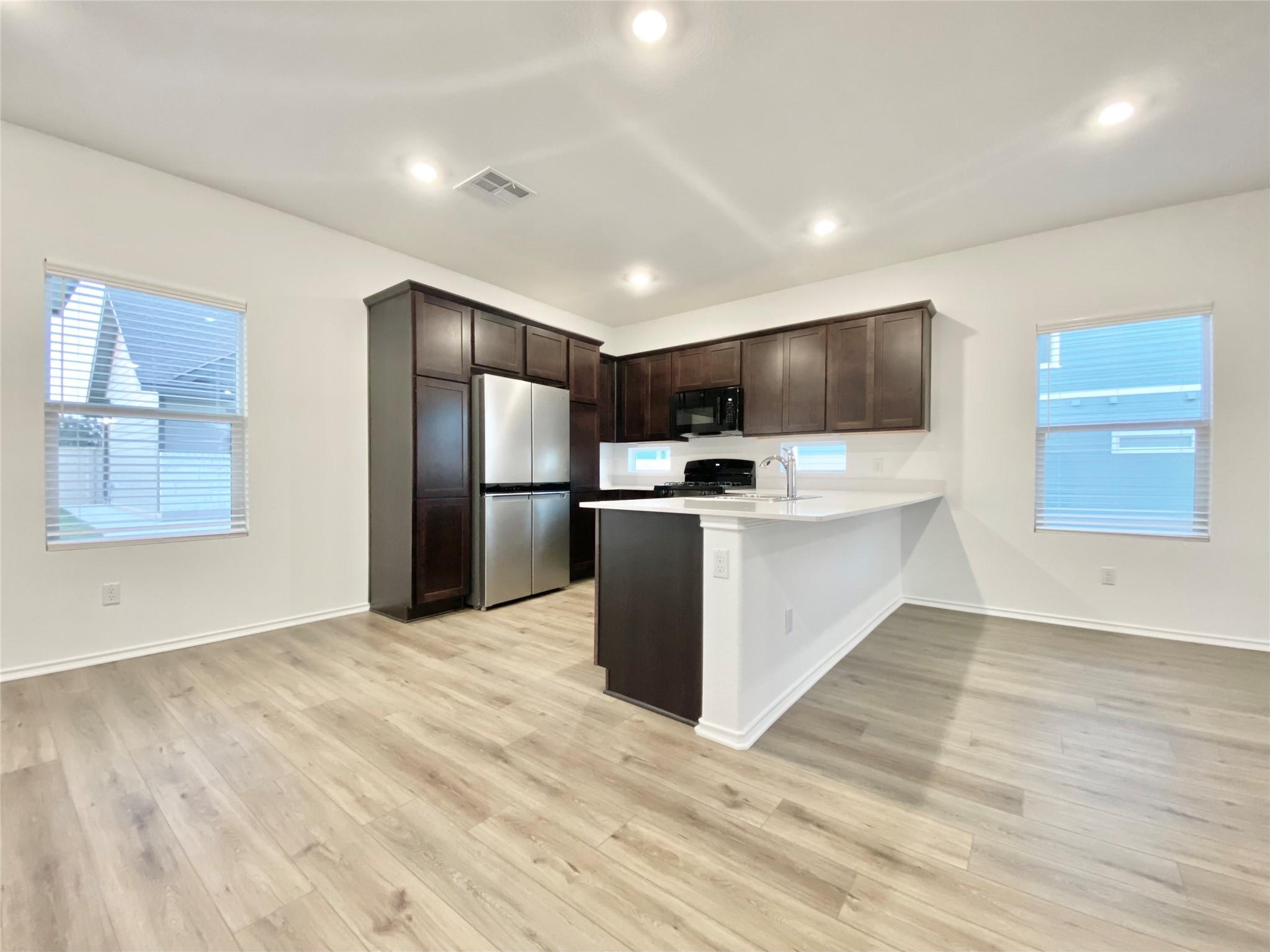 1548 Weatherford Ln, Leander, TX 78641