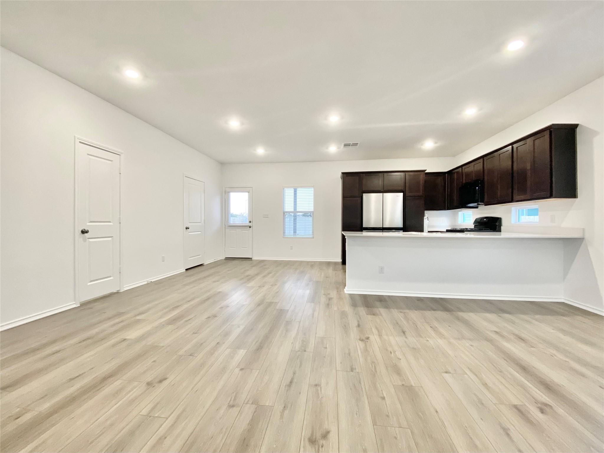 1548 Weatherford Ln, Leander, TX 78641