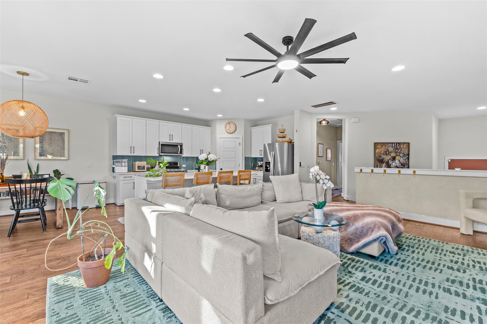 317 Bridgeford Dr, Austin, TX 78745