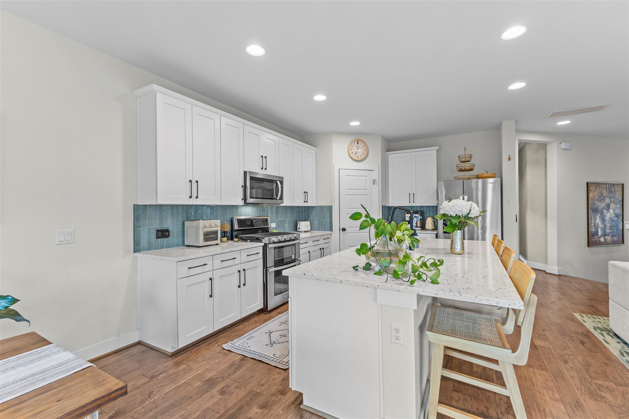 317 Bridgeford Dr, Austin, TX 78745