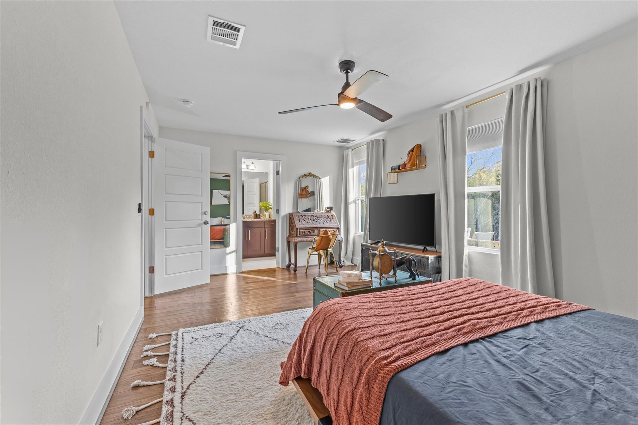 317 Bridgeford Dr, Austin, TX 78745