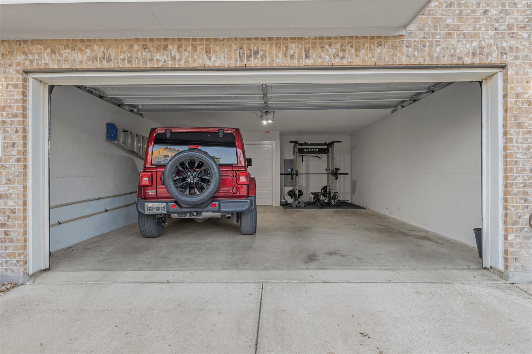 317 Bridgeford Dr, Austin, TX 78745