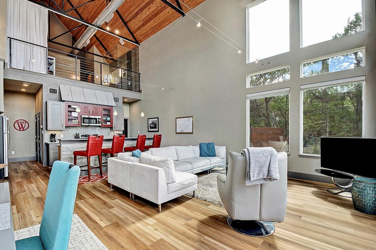 7870 Gage Ln, Wimberley, TX 78676