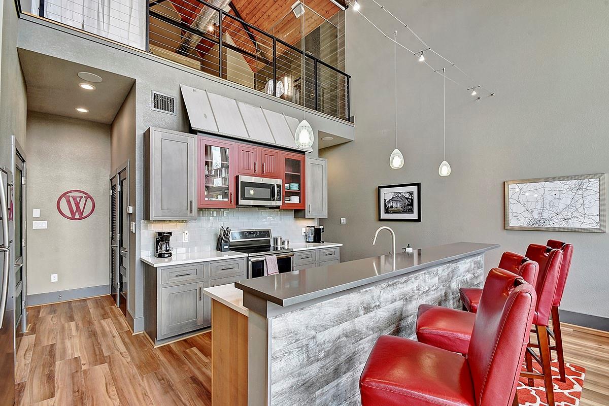 7870 Gage Ln, Wimberley, TX 78676